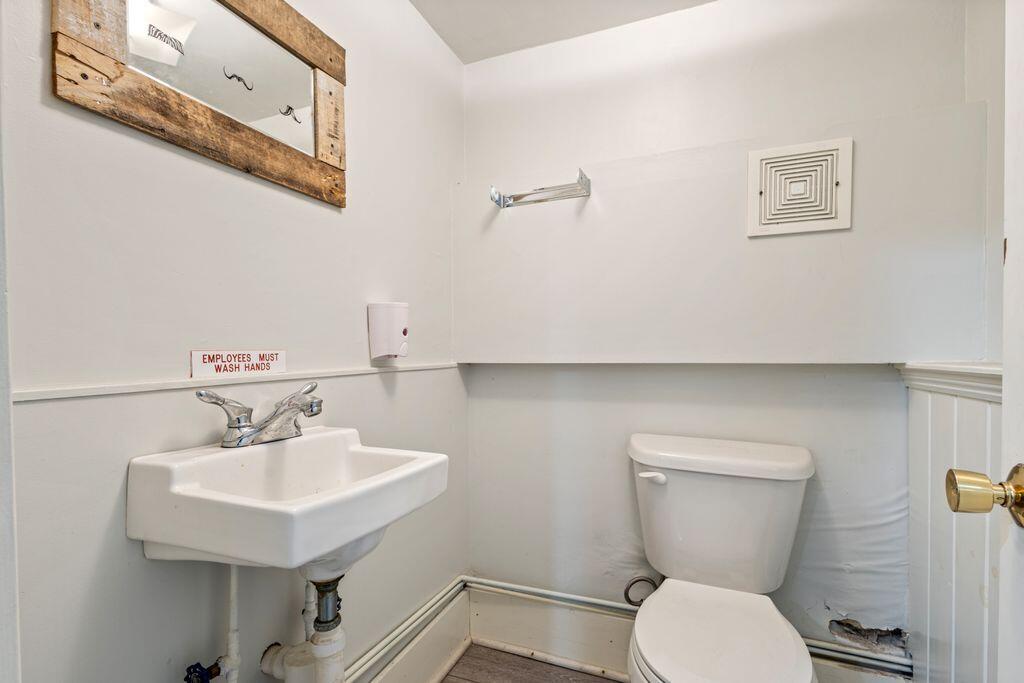 4 Townsend Avenue Property Photo 16