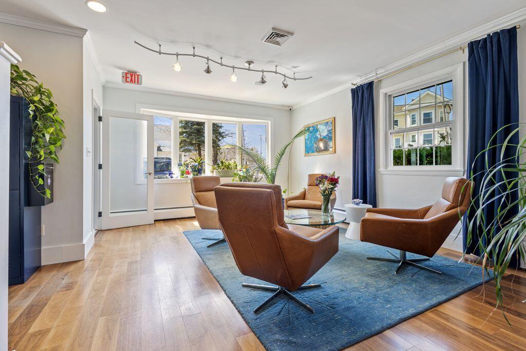4 Townsend Avenue Property Photo 22