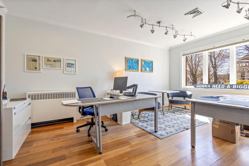 4 Townsend Avenue Property Photo 28
