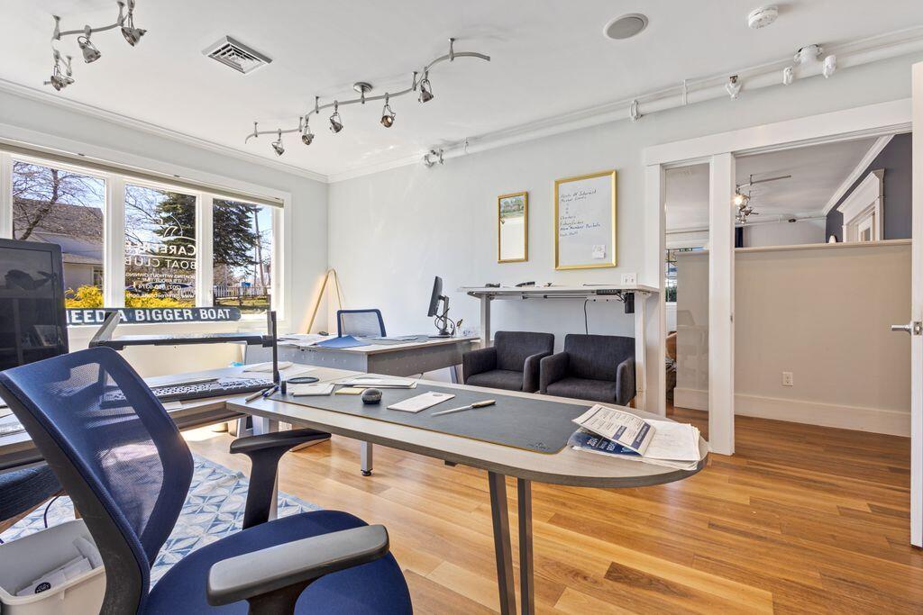 4 Townsend Avenue Property Photo 29