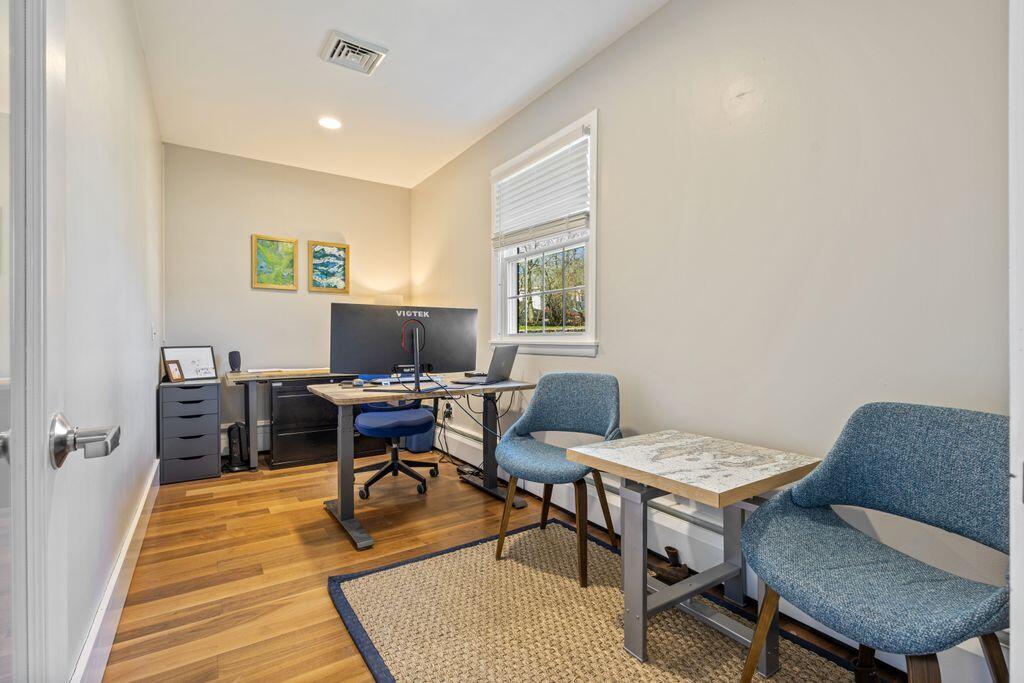 4 Townsend Avenue Property Photo 35