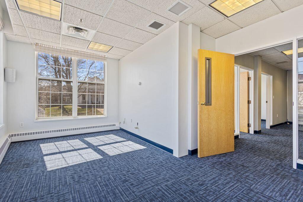 4 Townsend Avenue Property Photo 49
