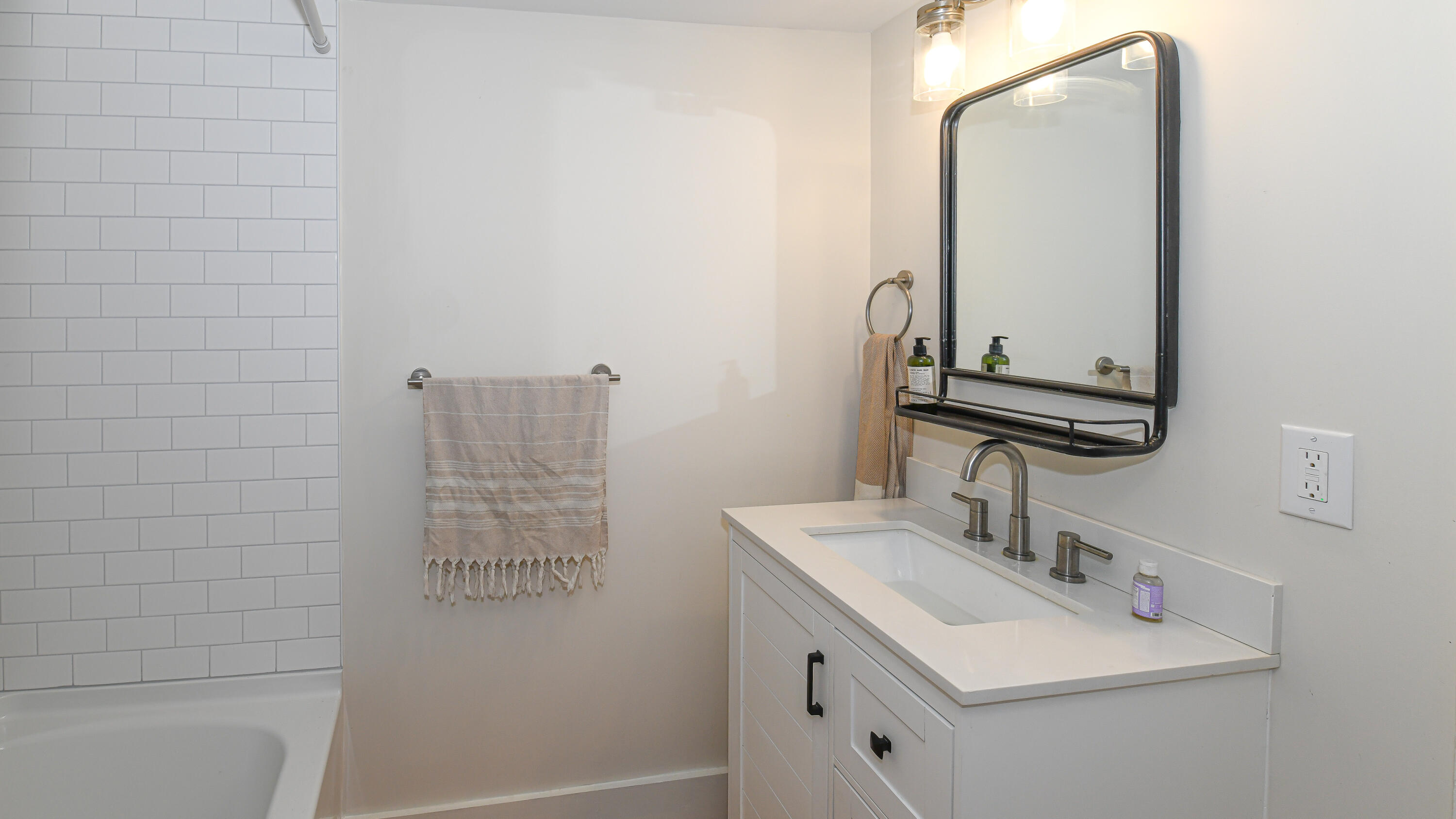77 Smith Street Property Photo 10