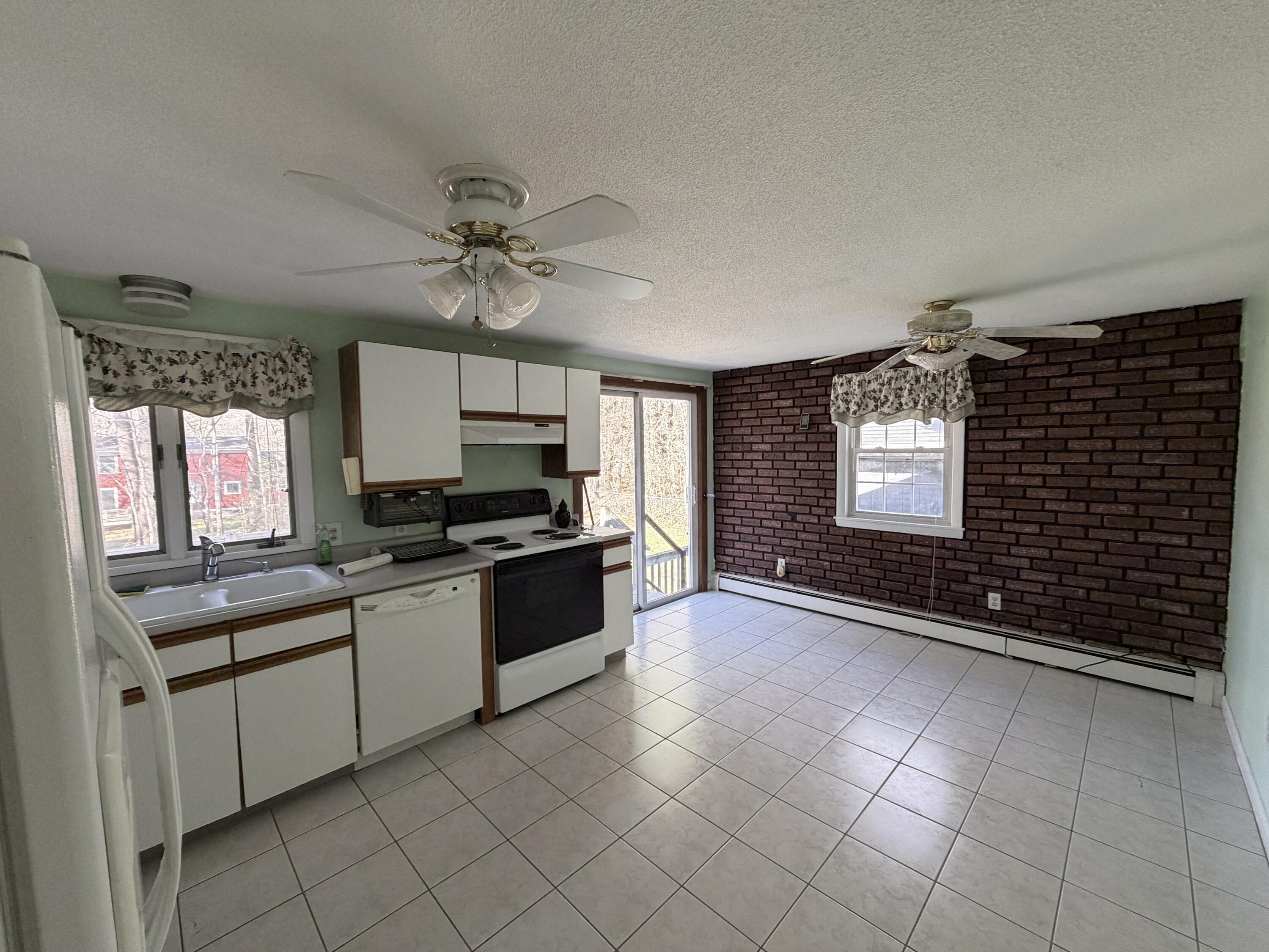 15 Cedar Street Property Photo 5