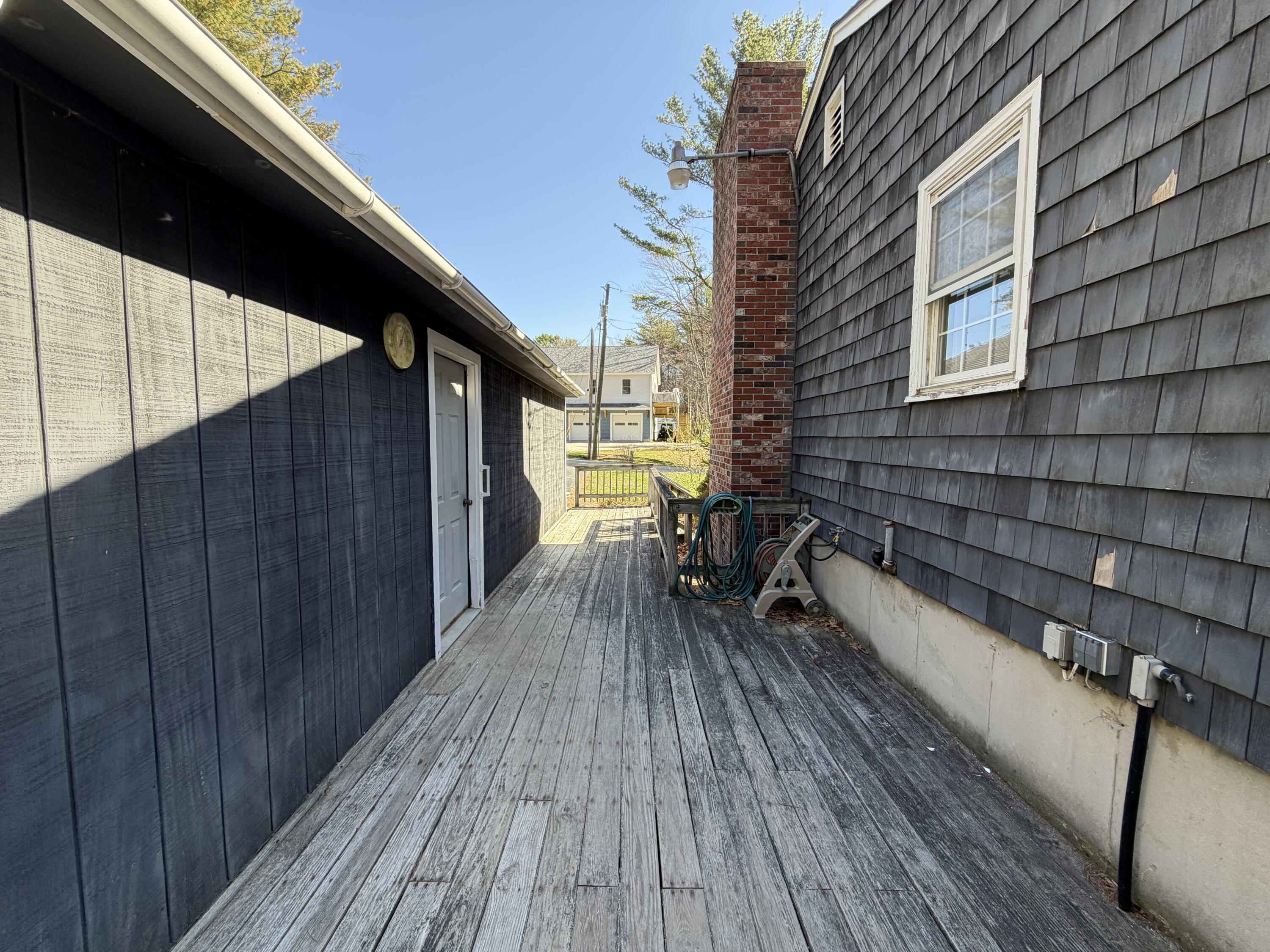 15 Cedar Street Property Photo 23