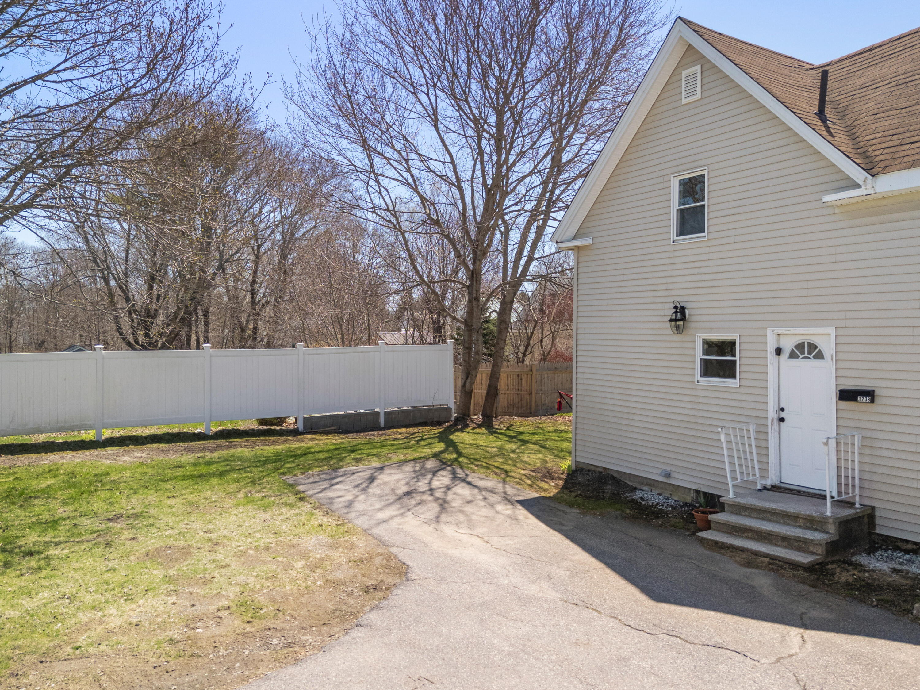 323 Broadway Property Photo 6