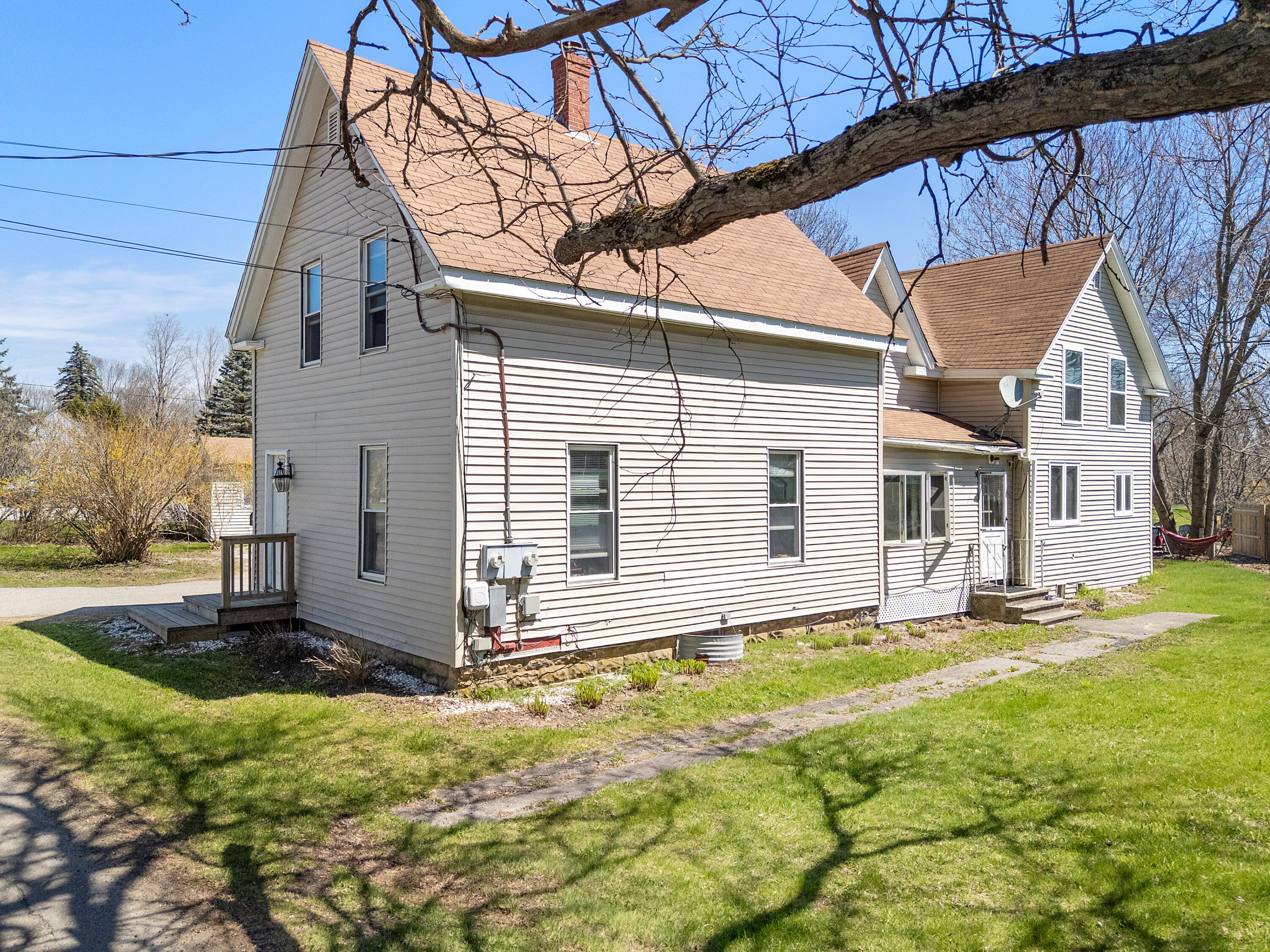 323 Broadway Property Photo 39
