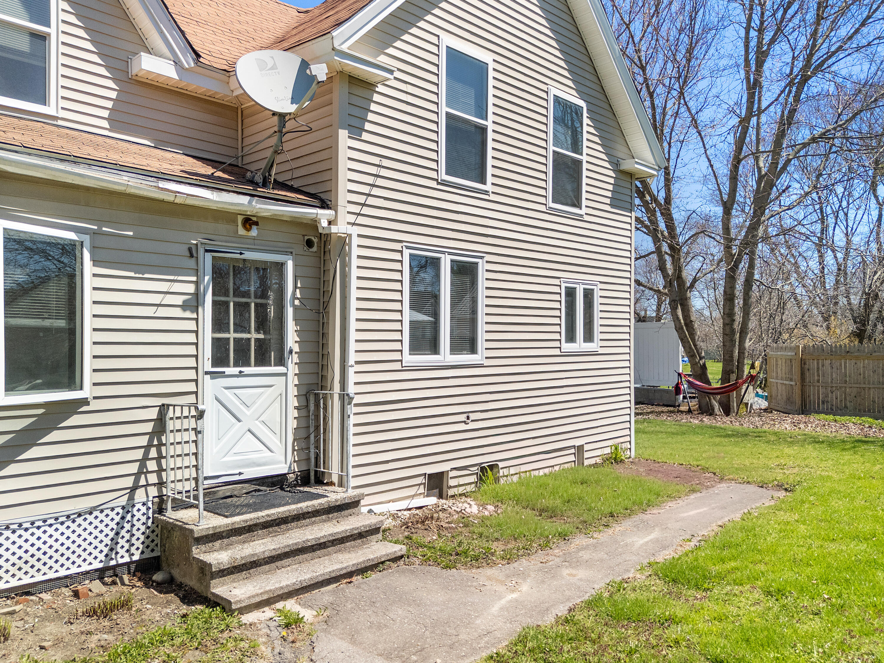 323 Broadway Property Photo 41