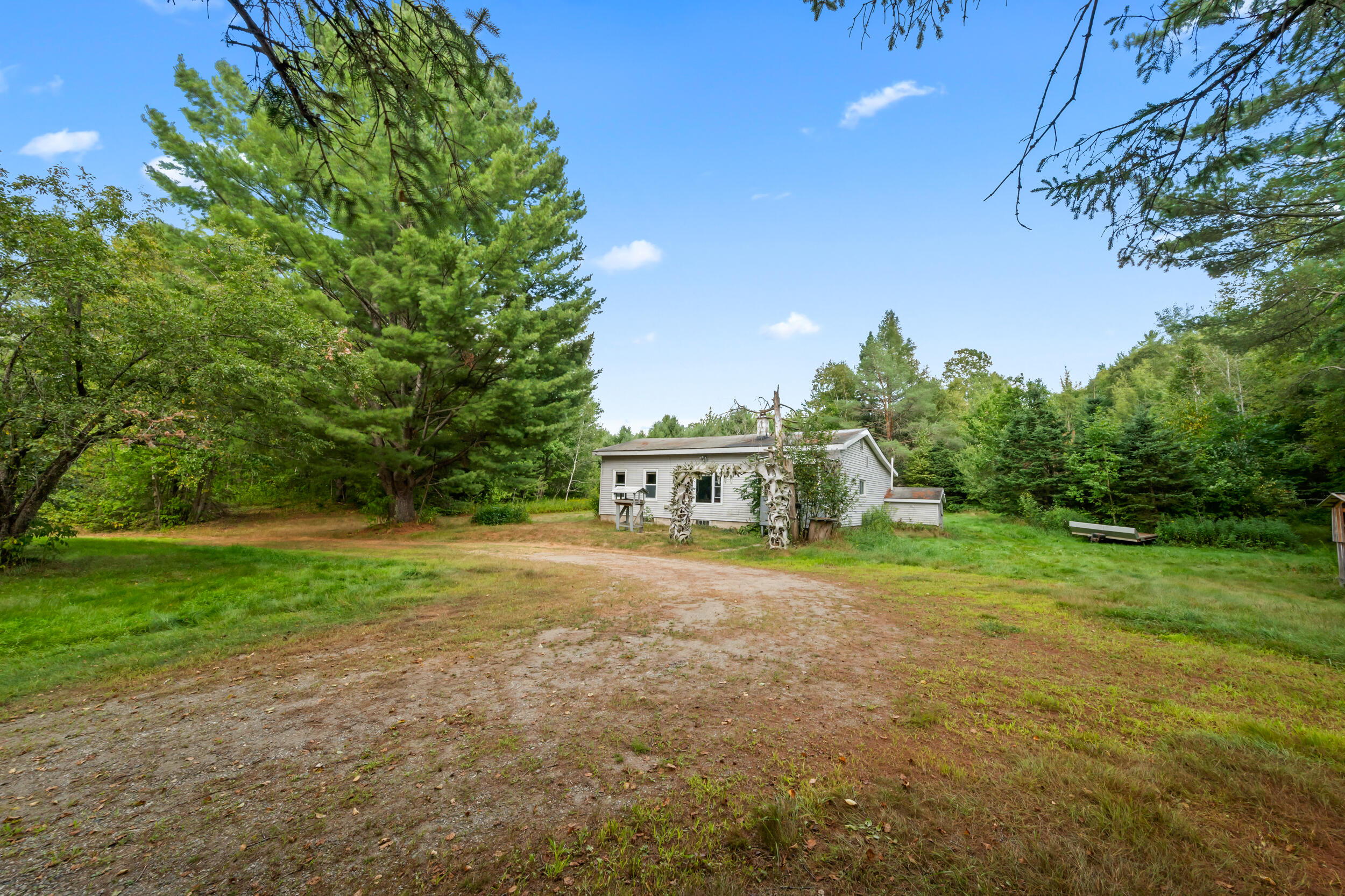 397 Pond Brook Road Property Photo 5