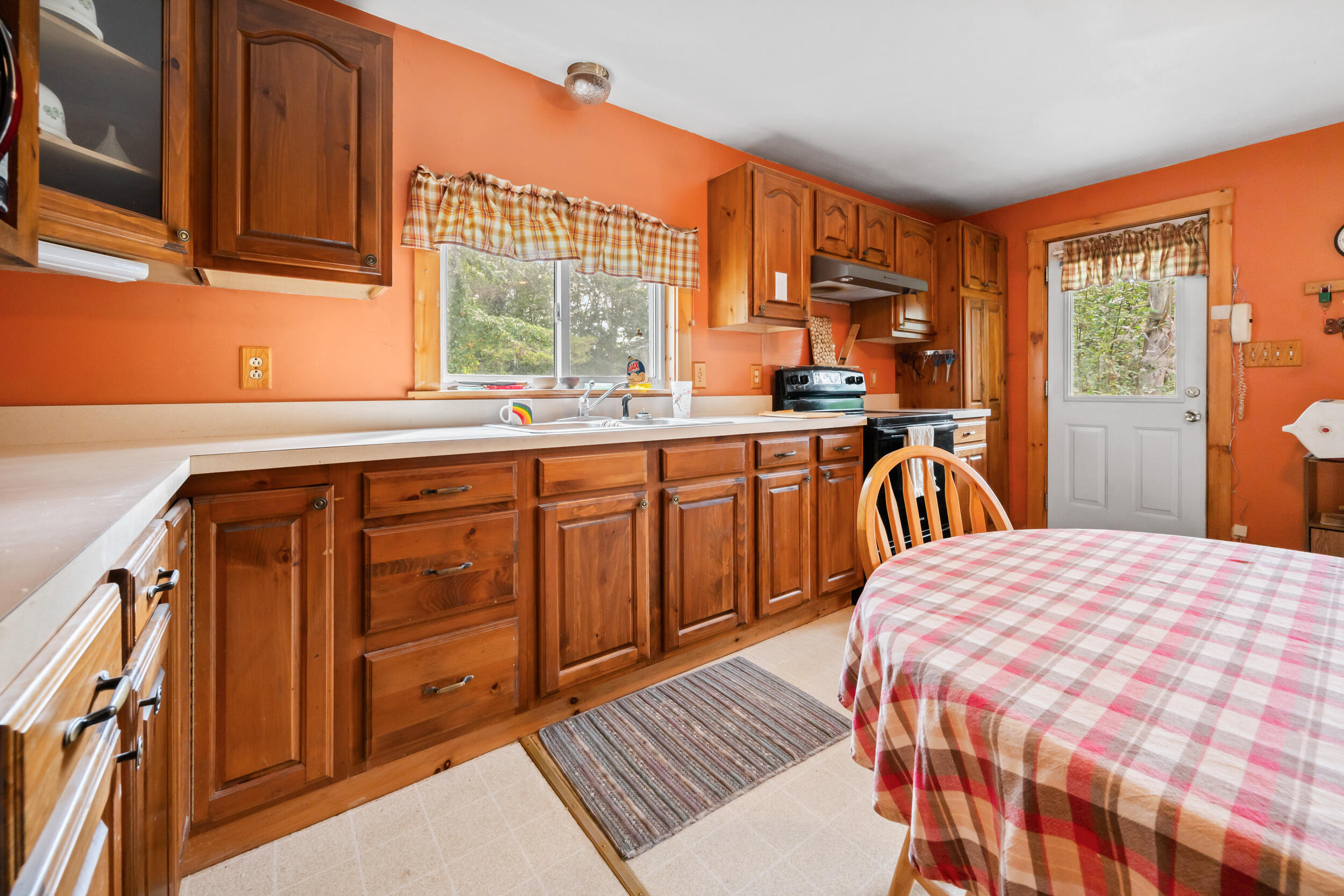 397 Pond Brook Road Property Photo 11