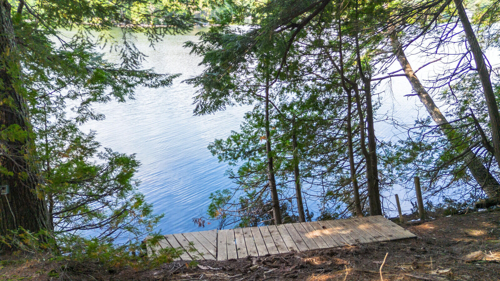 25 Gifford Place & Blake Island Property Photo 8