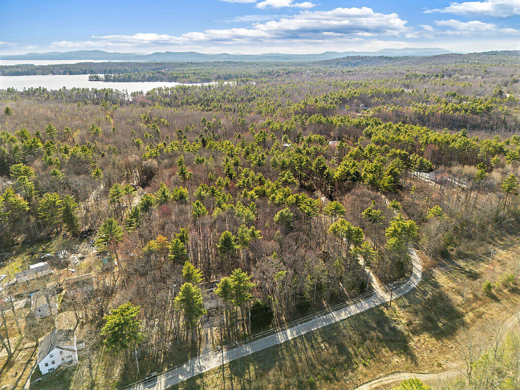 6 Lookout Lane Property Photo 5