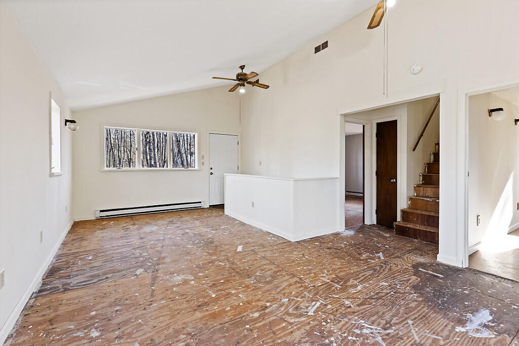 6 Lookout Lane Property Photo 9