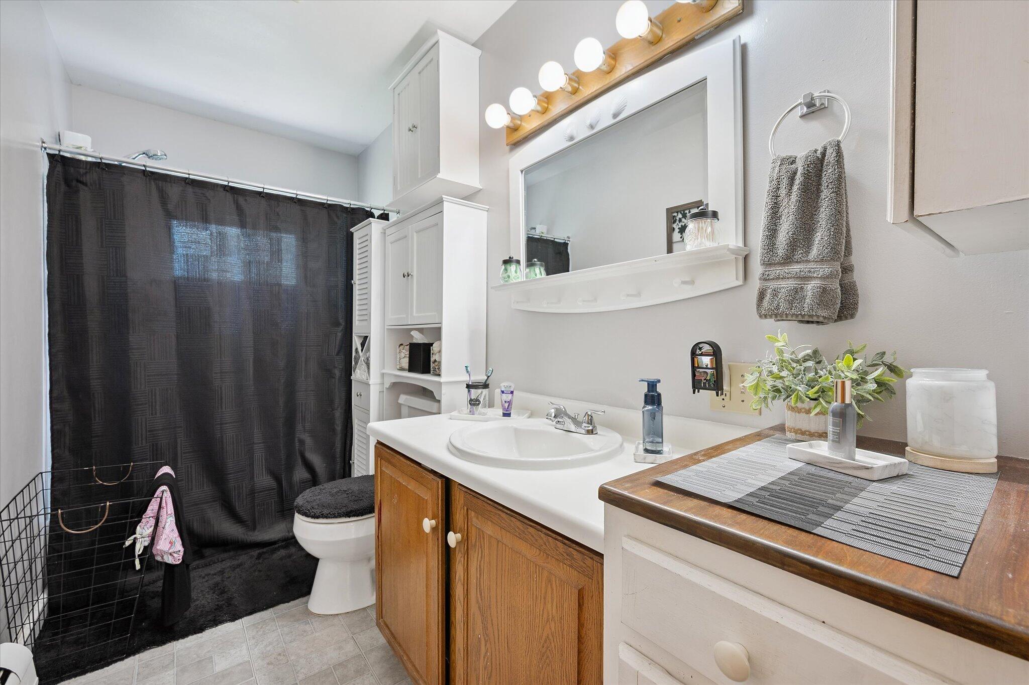 76 Taunton Drive Property Photo 11