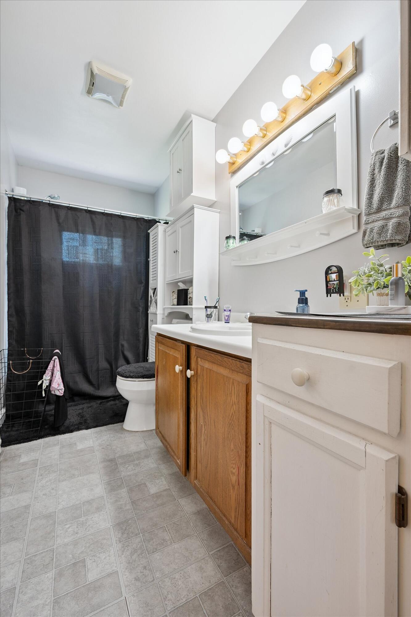 76 Taunton Drive Property Photo 12