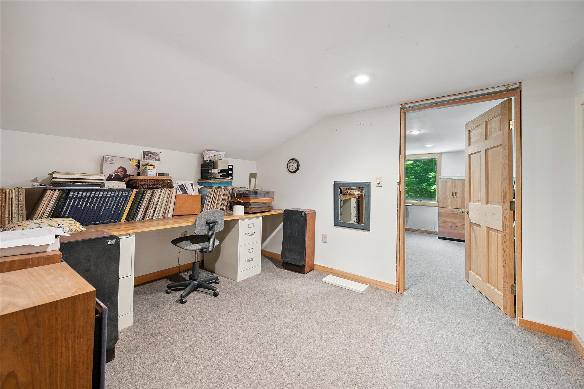 76 Taunton Drive Property Photo 36