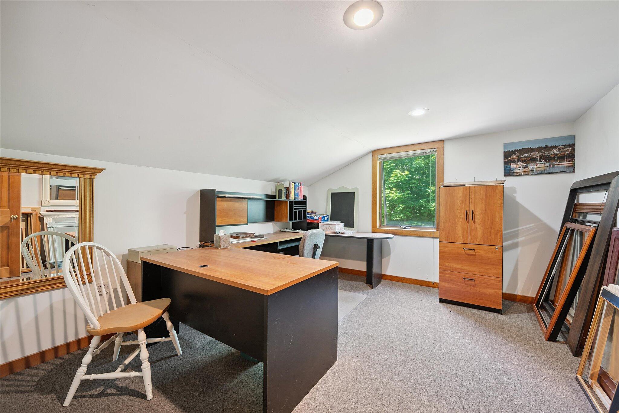 76 Taunton Drive Property Photo 37