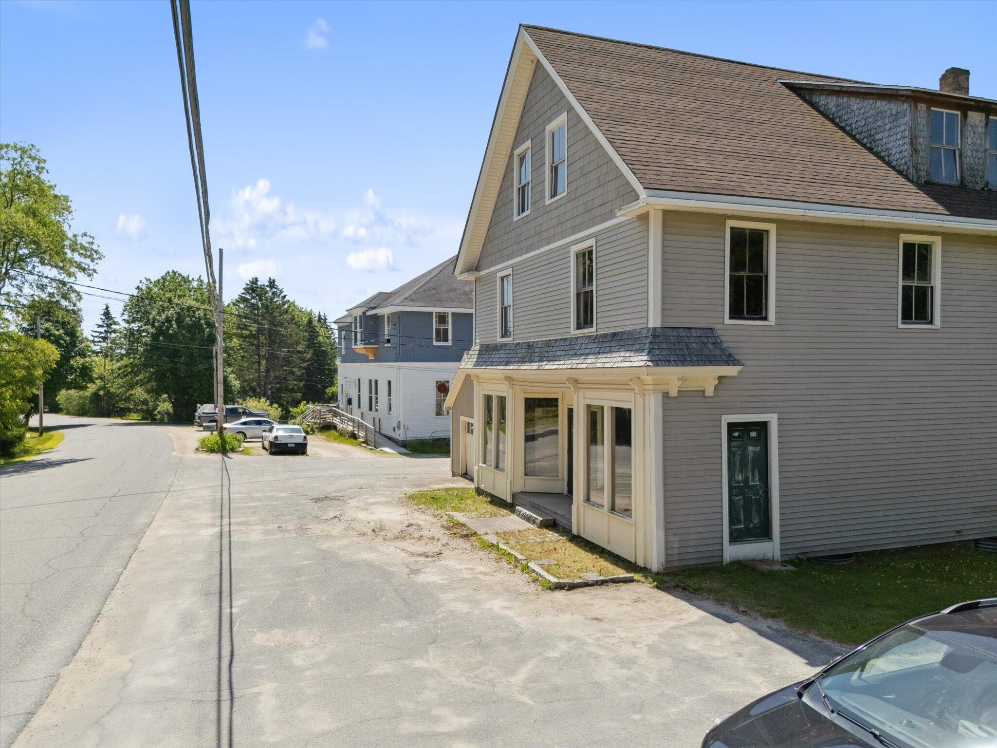76 Taunton Drive Property Photo 49