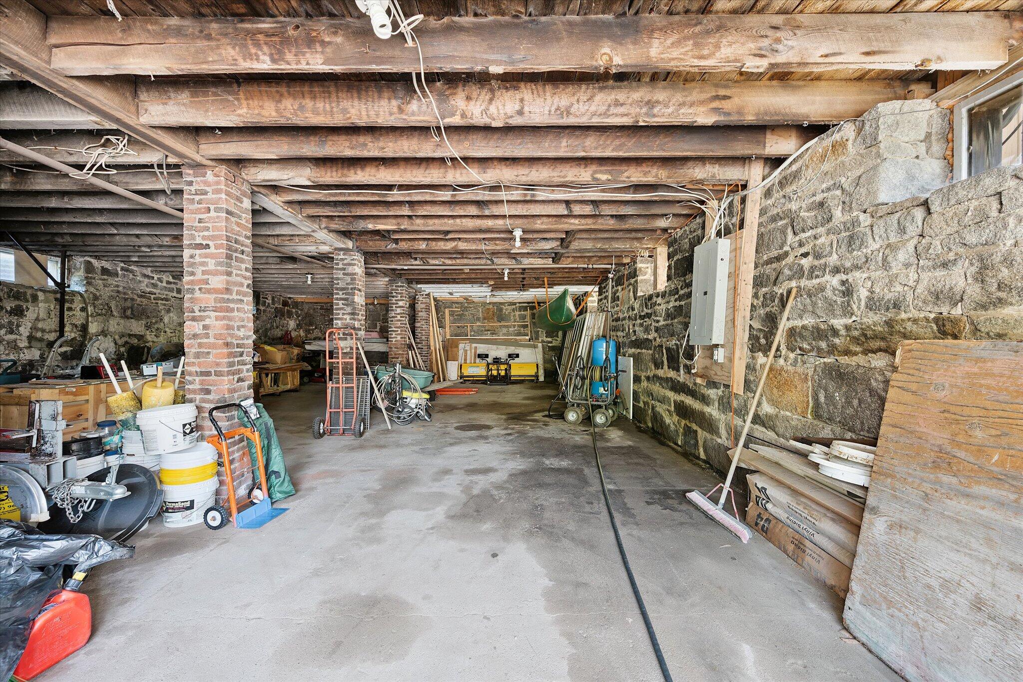 76 Taunton Drive Property Photo 60