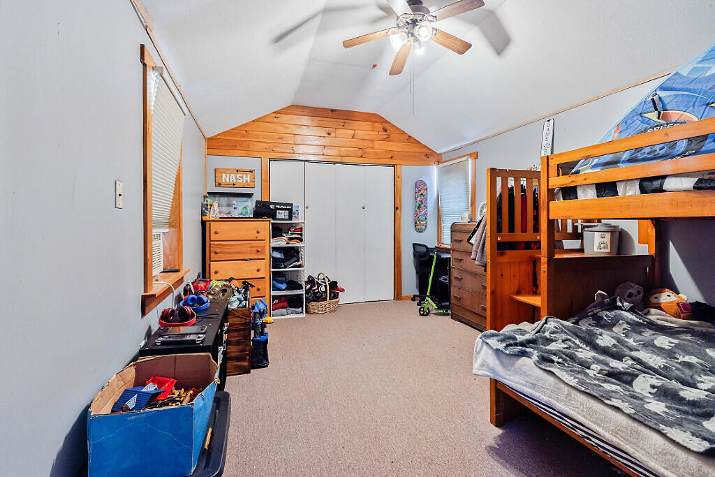 19 Summer Street Property Photo 25