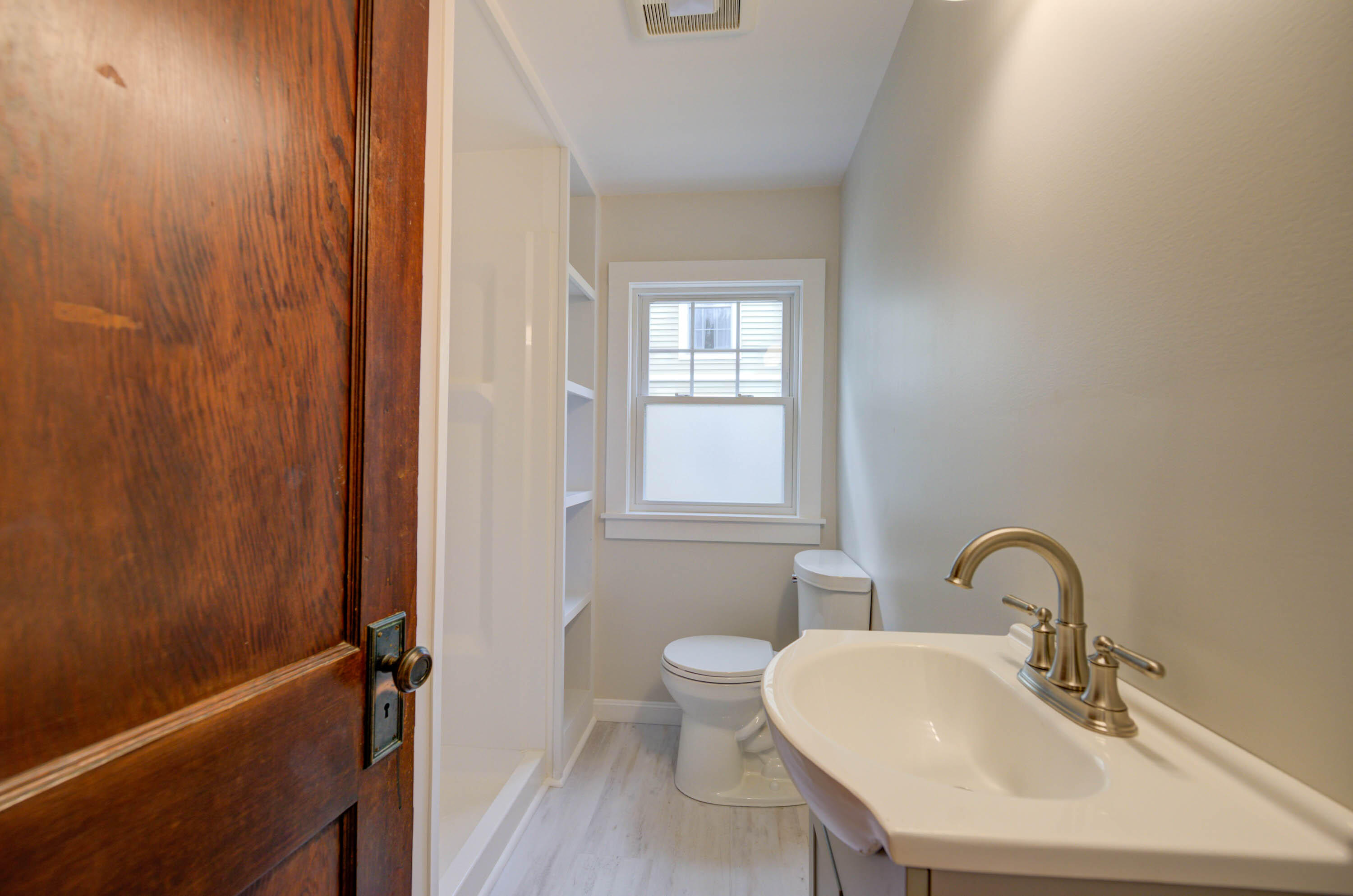 61 Shore Road Property Photo 8