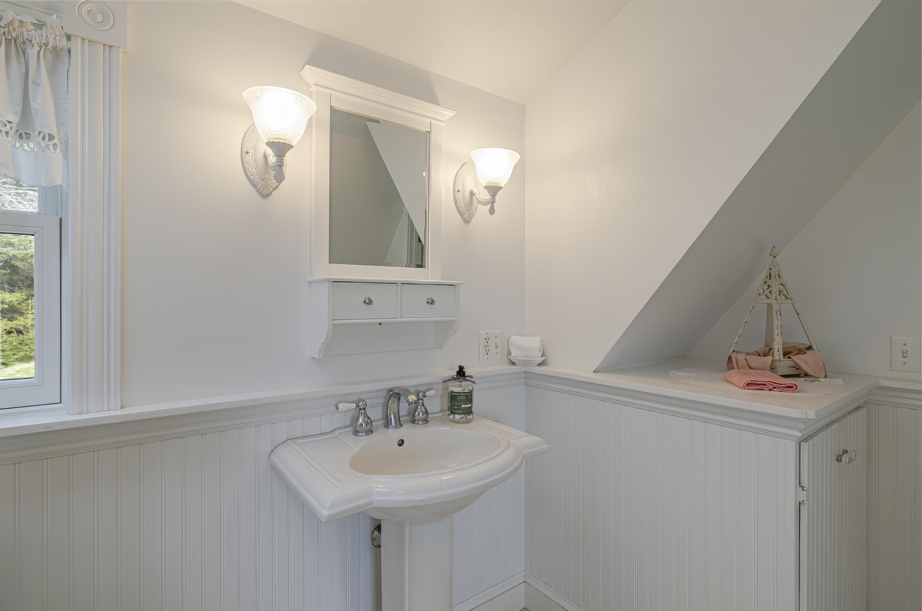 55 Ferry Road Property Photo 41