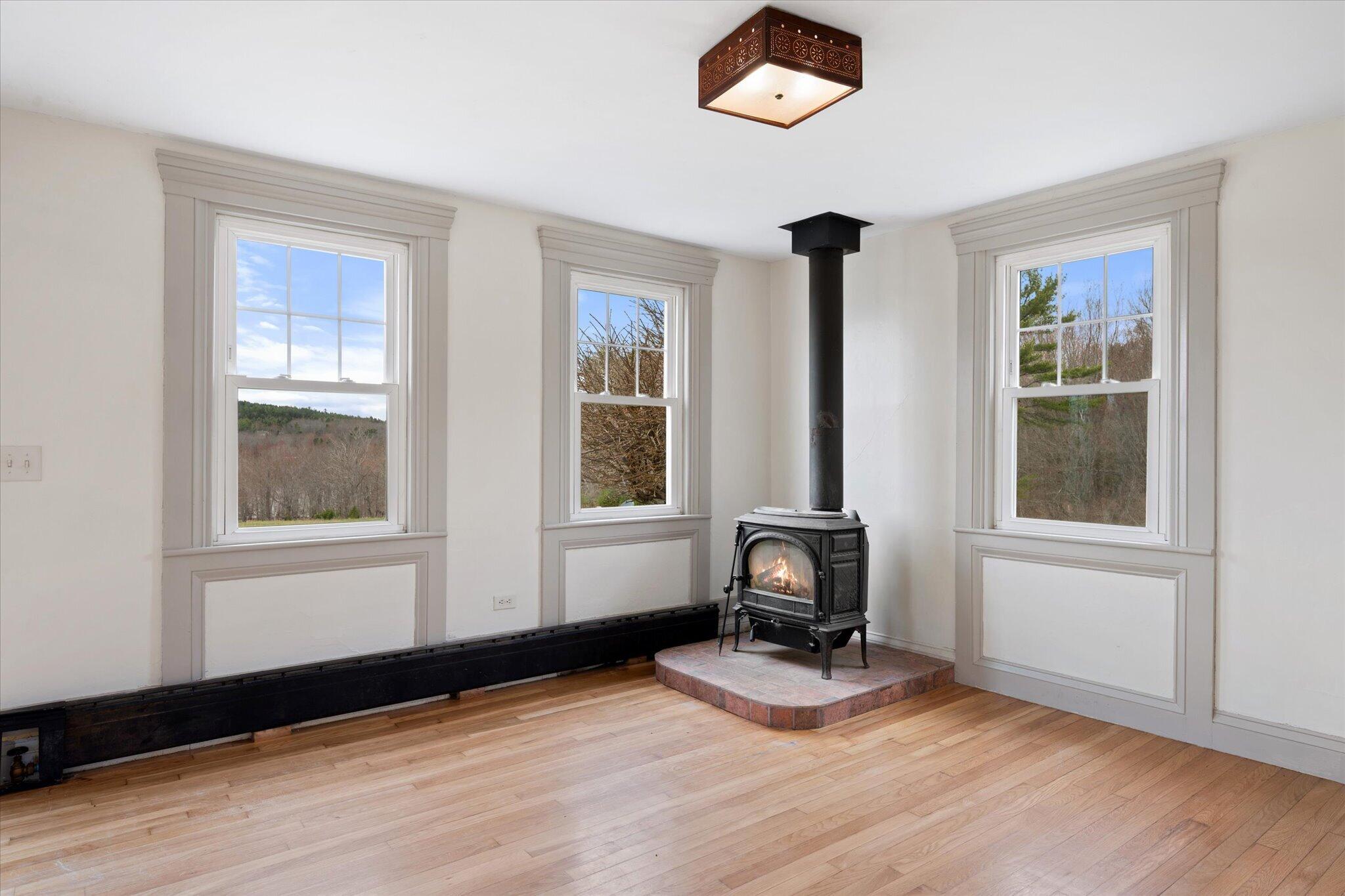 11 Woodbury Way Property Photo 16