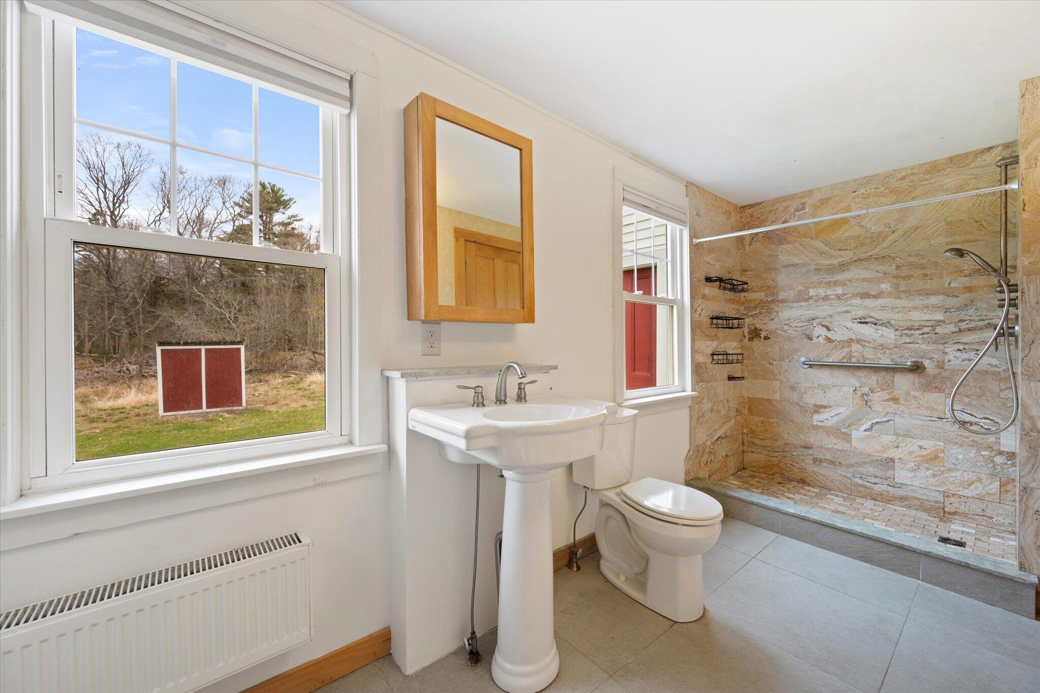 11 Woodbury Way Property Photo 22