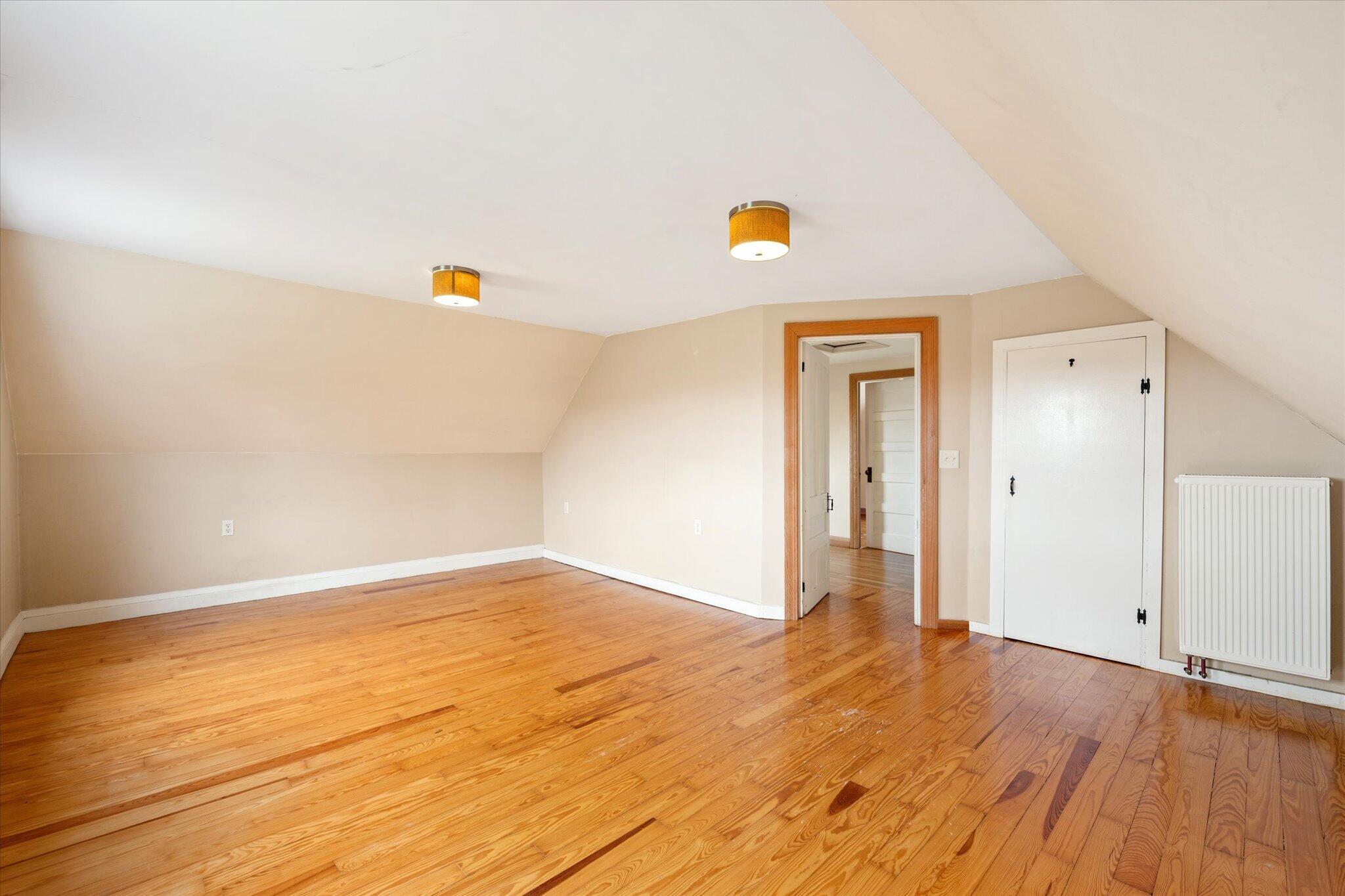 11 Woodbury Way Property Photo 31