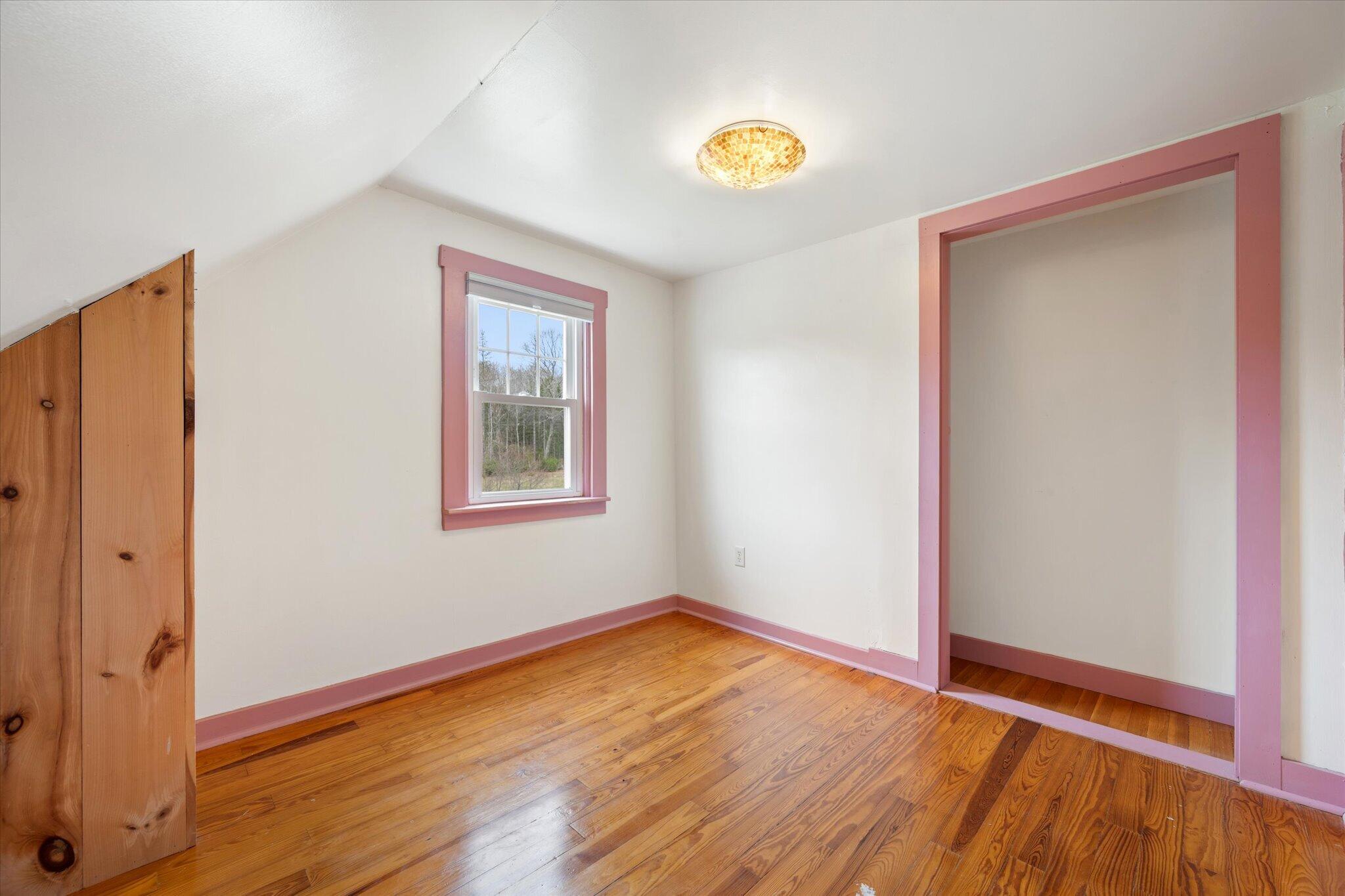 11 Woodbury Way Property Photo 32