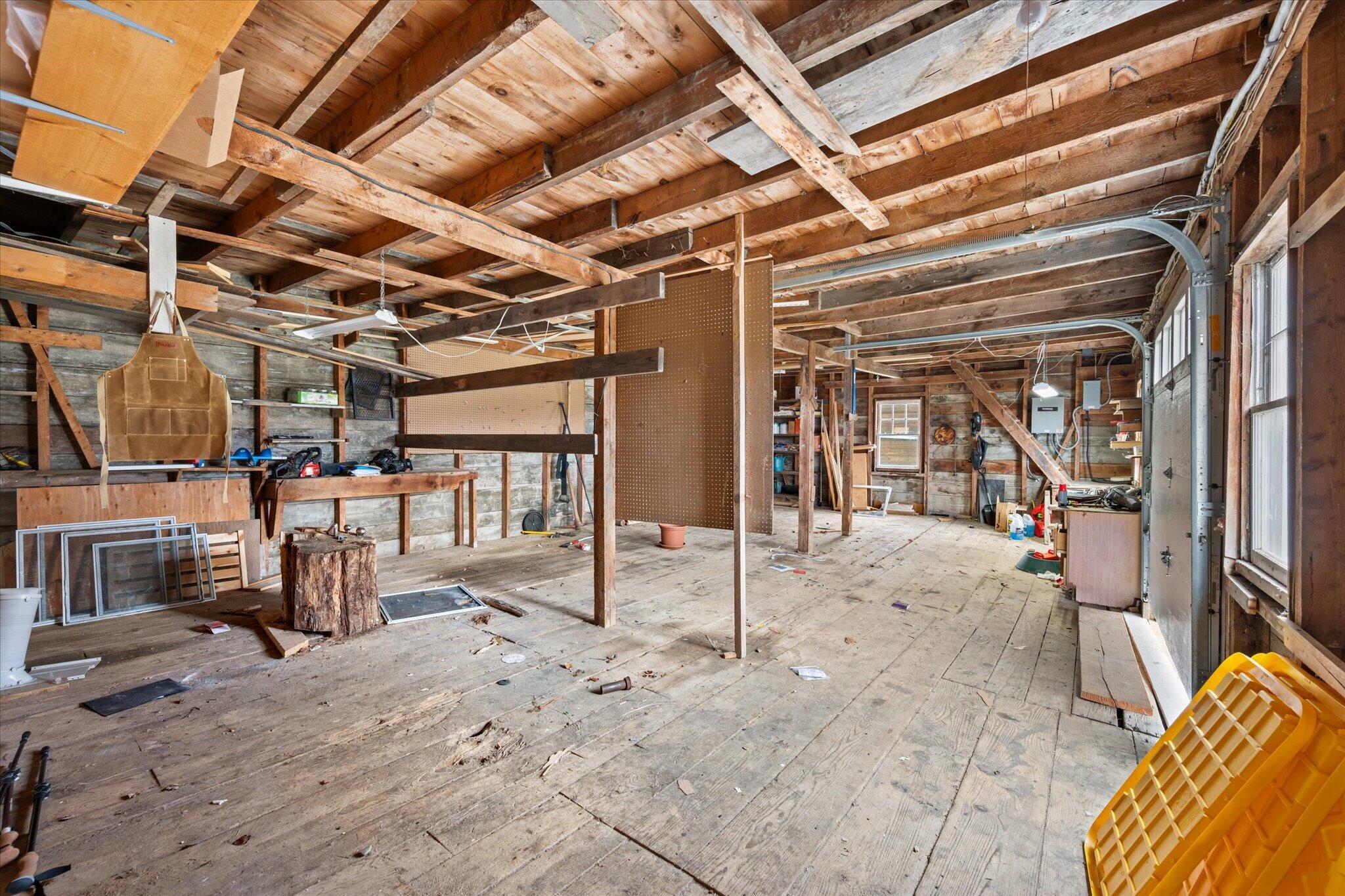 11 Woodbury Way Property Photo 34