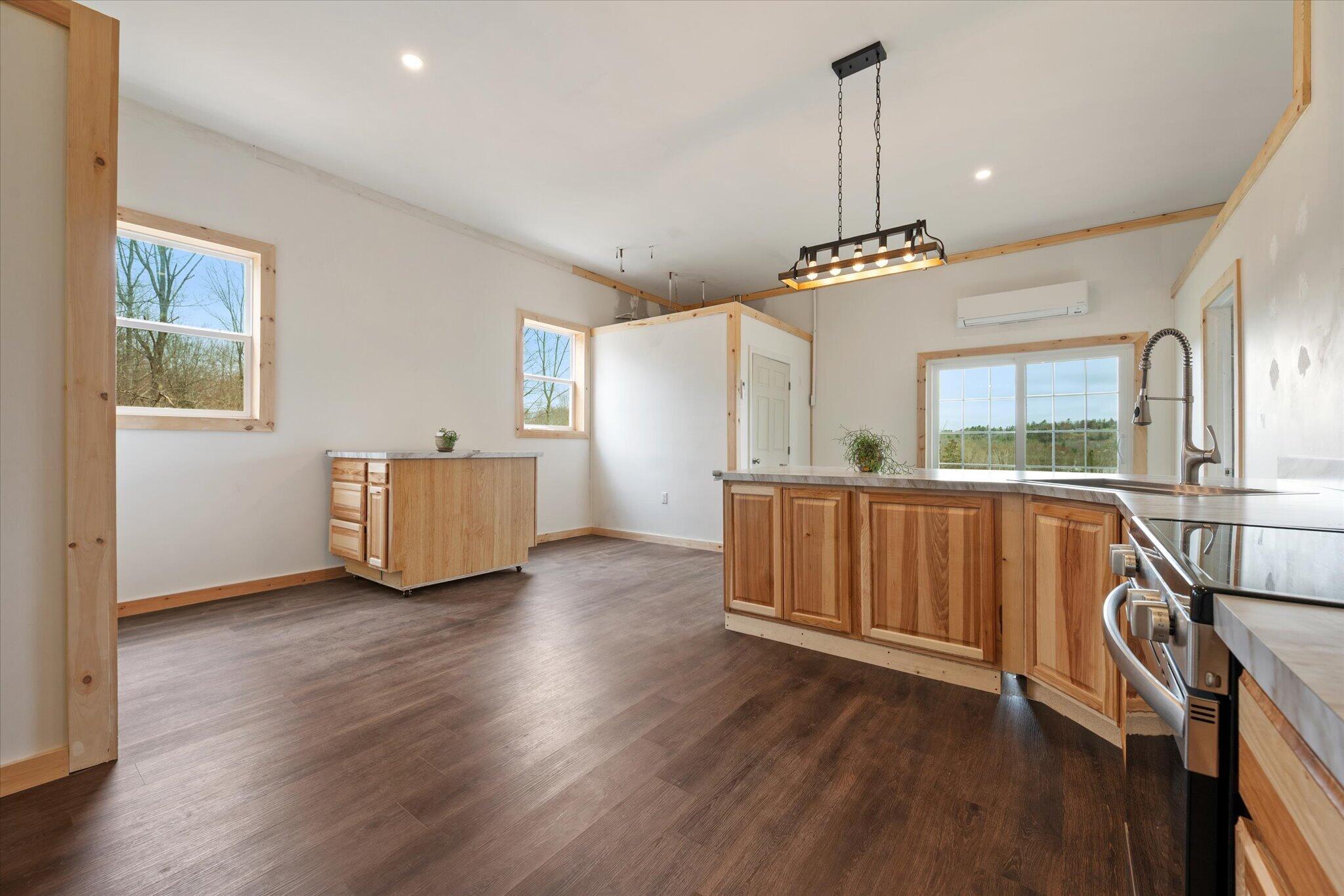 11 Woodbury Way Property Photo 40