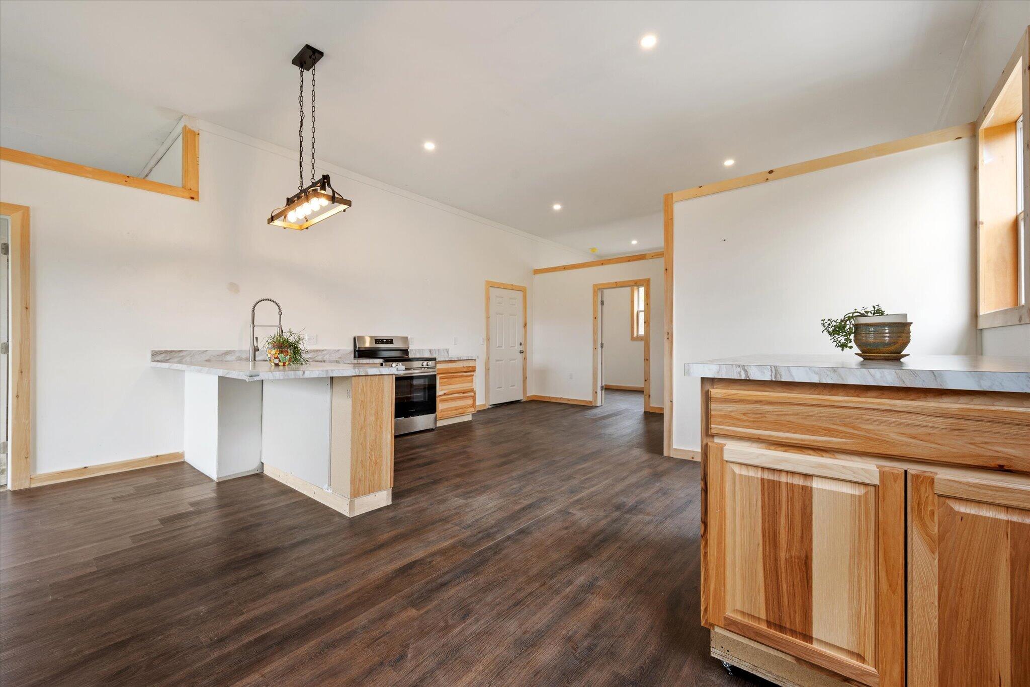 11 Woodbury Way Property Photo 41