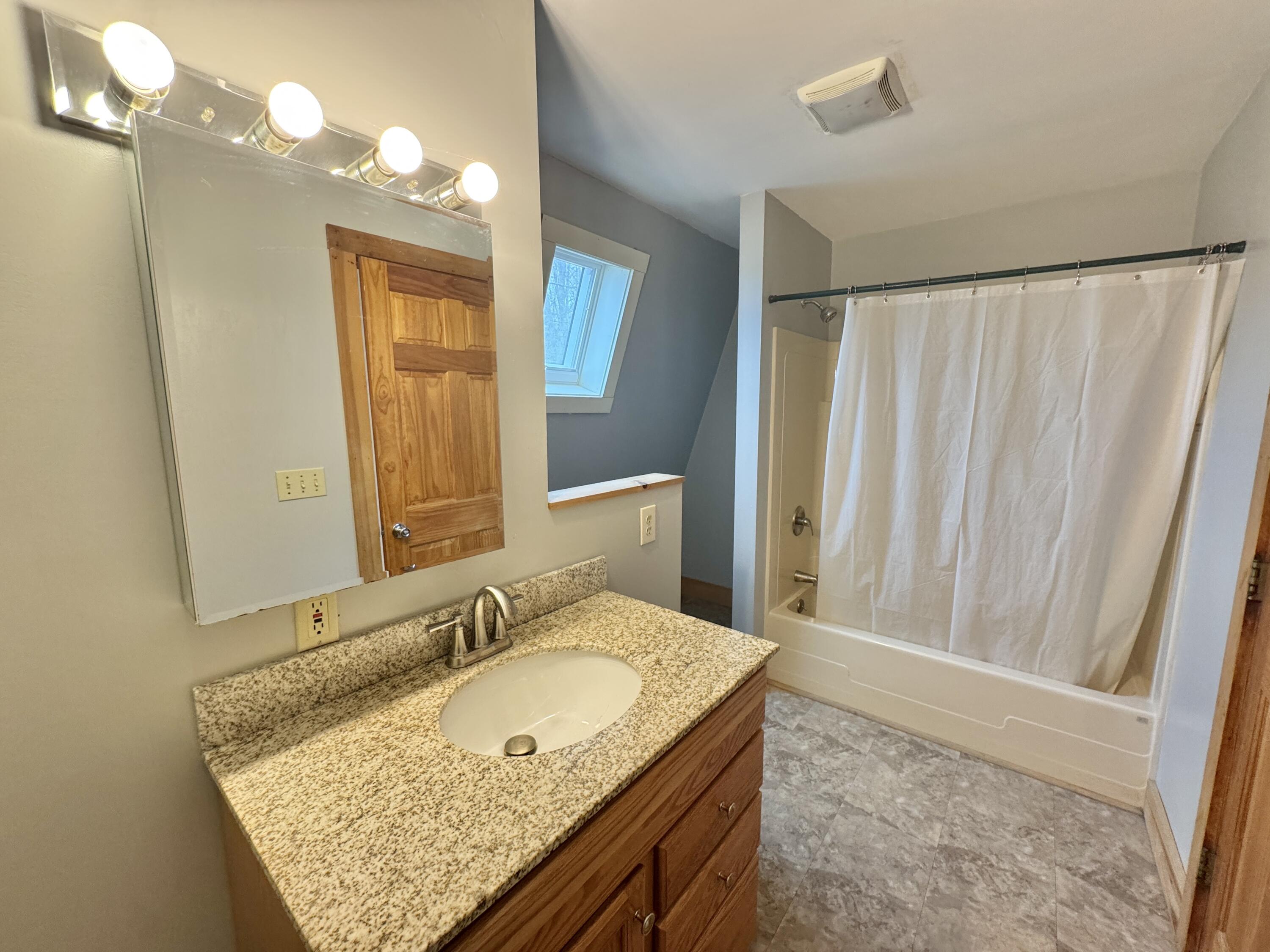 11 Woodbury Way Property Photo 51