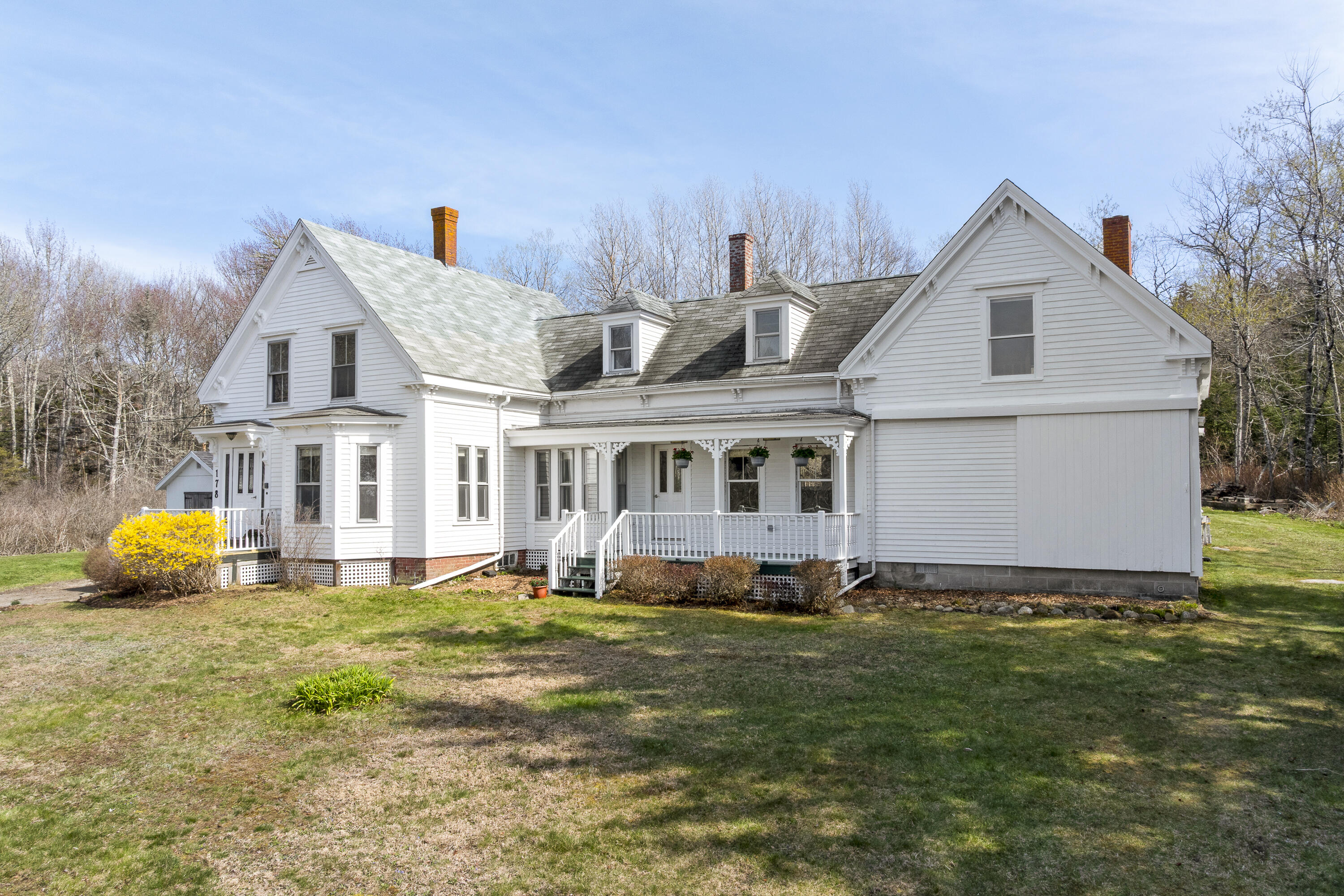 178 Huddle Road Property Photo 6