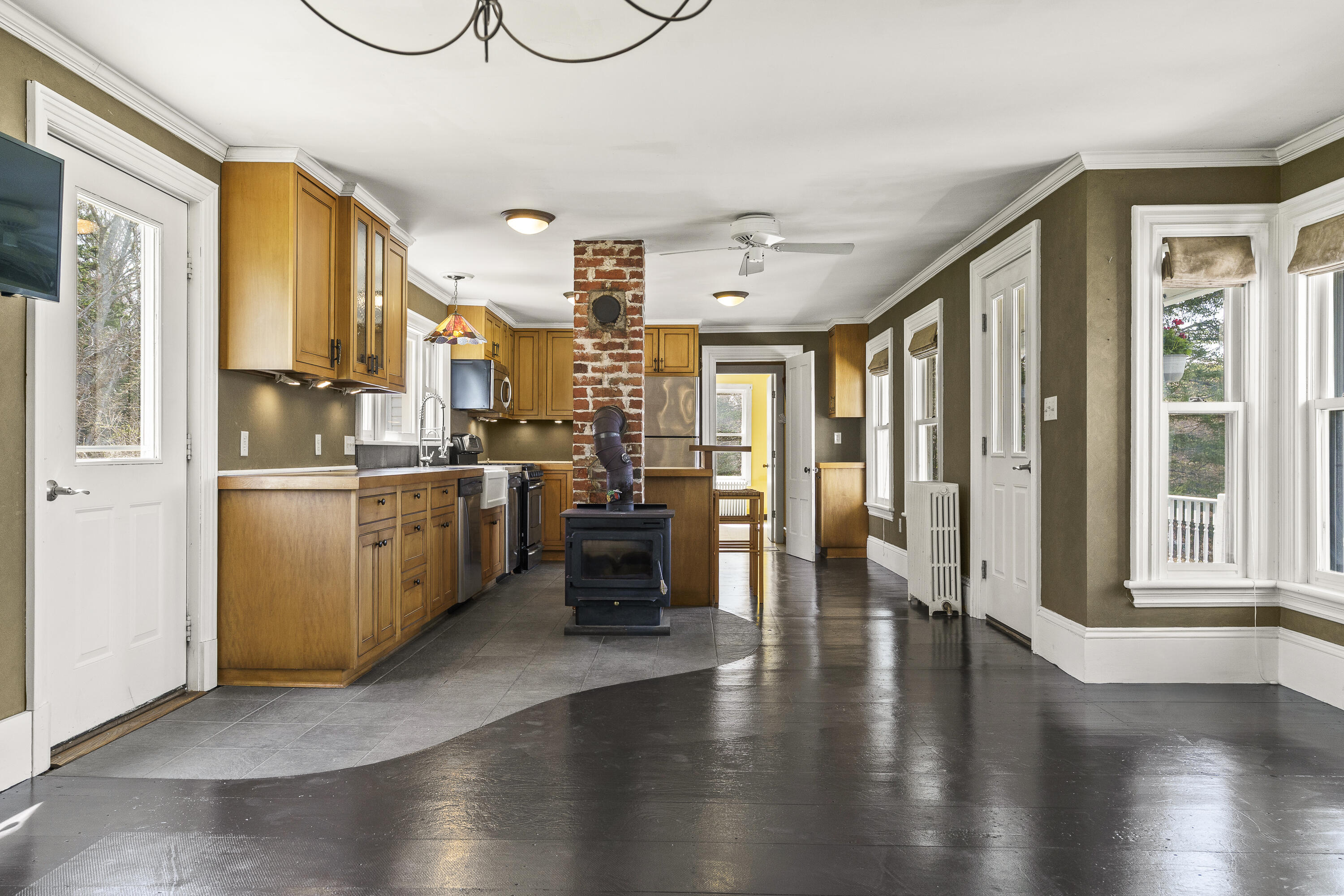 178 Huddle Road Property Photo 18