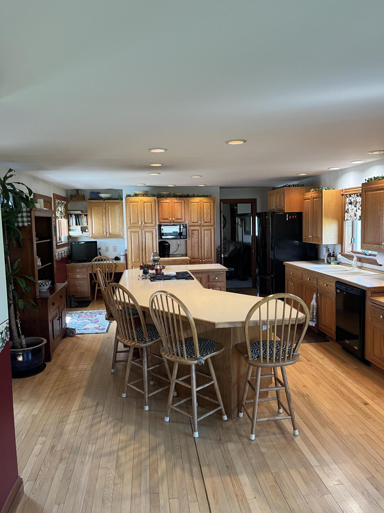 428 Mullen Road Property Photo 14