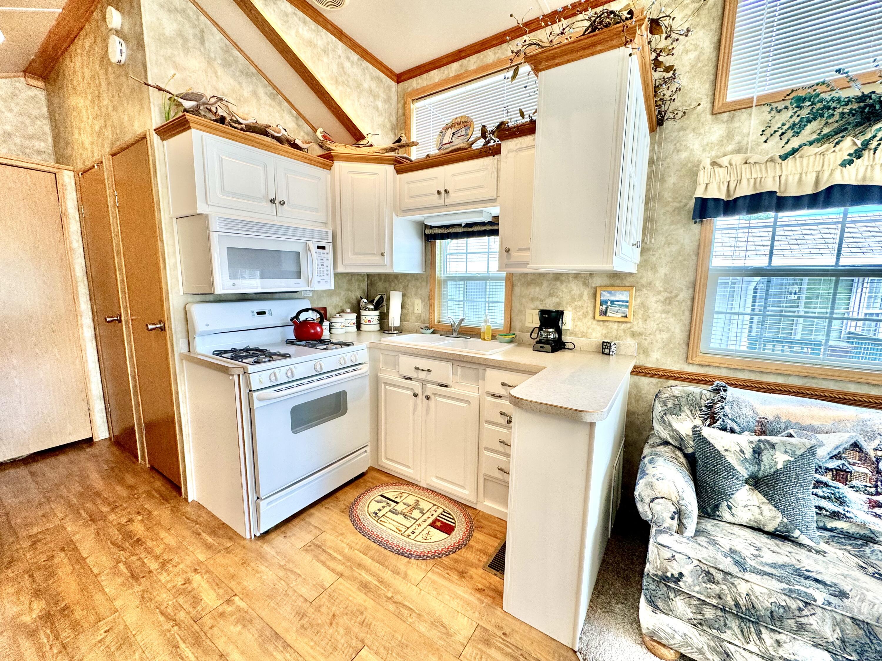 430 Post Road 130 Property Photo 16