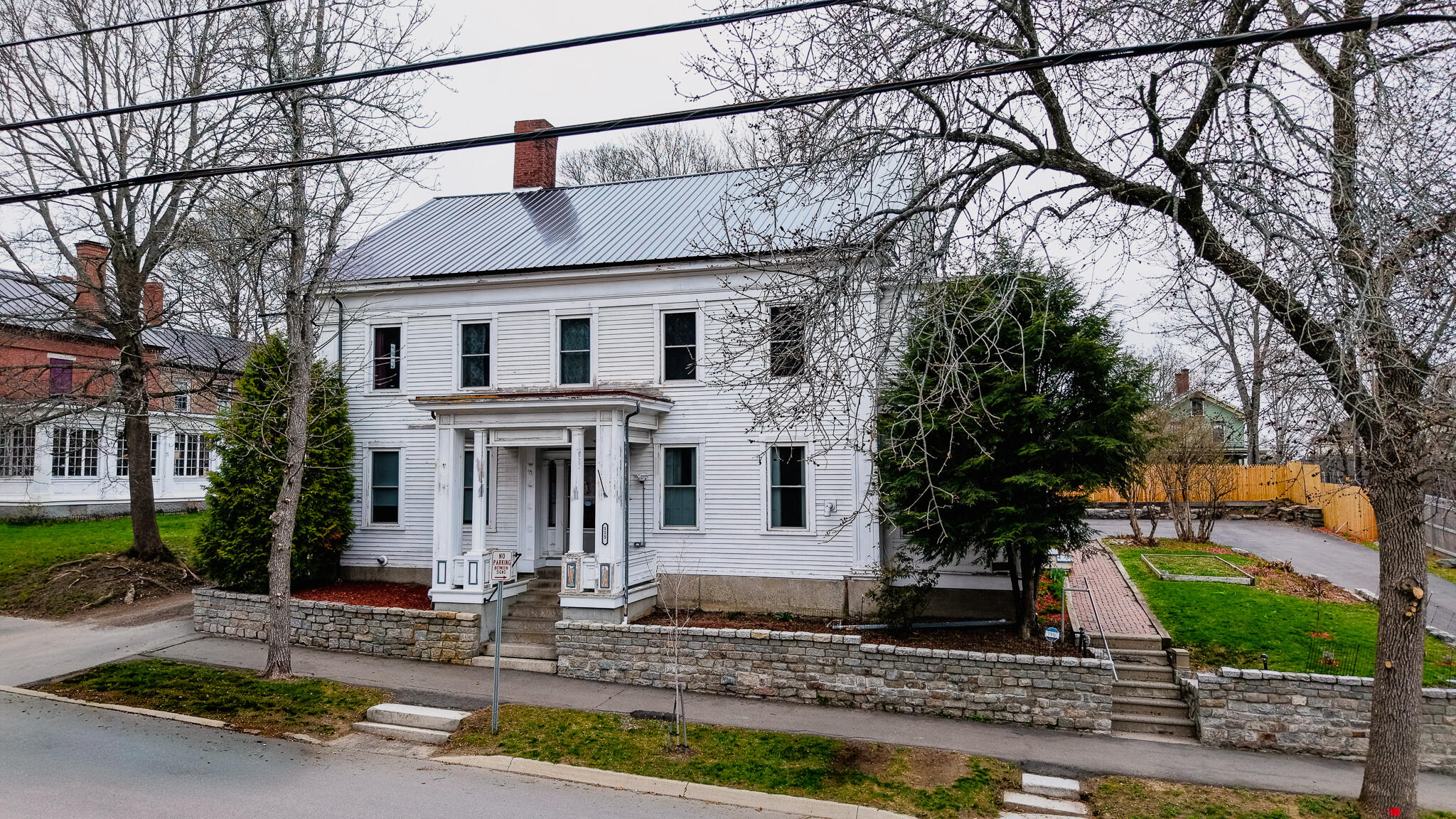 115 Essex Street Property Photo 2