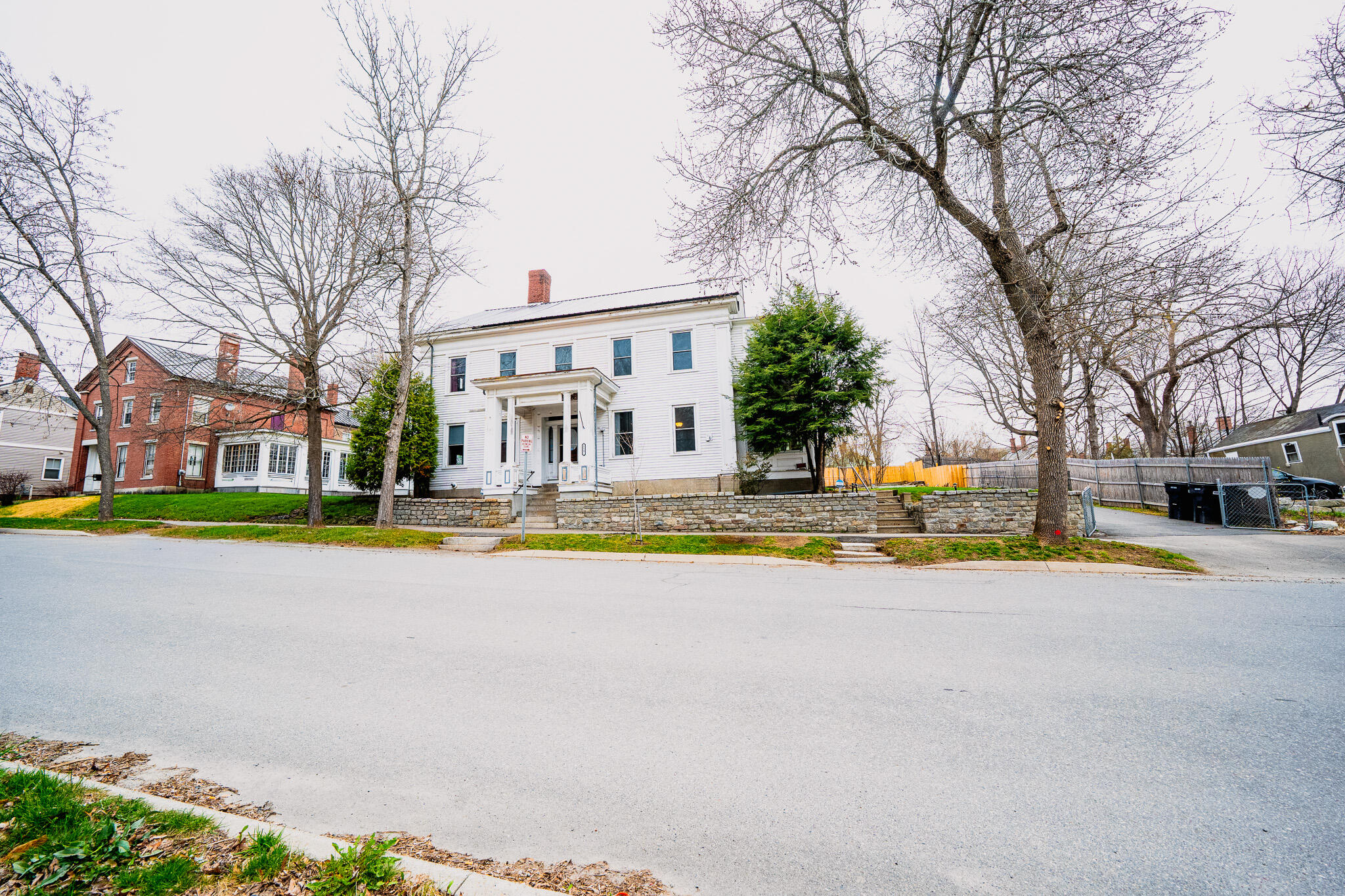 115 Essex Street Property Photo 11
