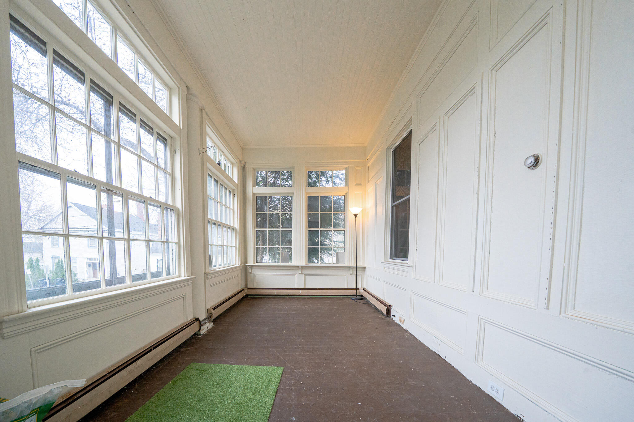 115 Essex Street Property Photo 12