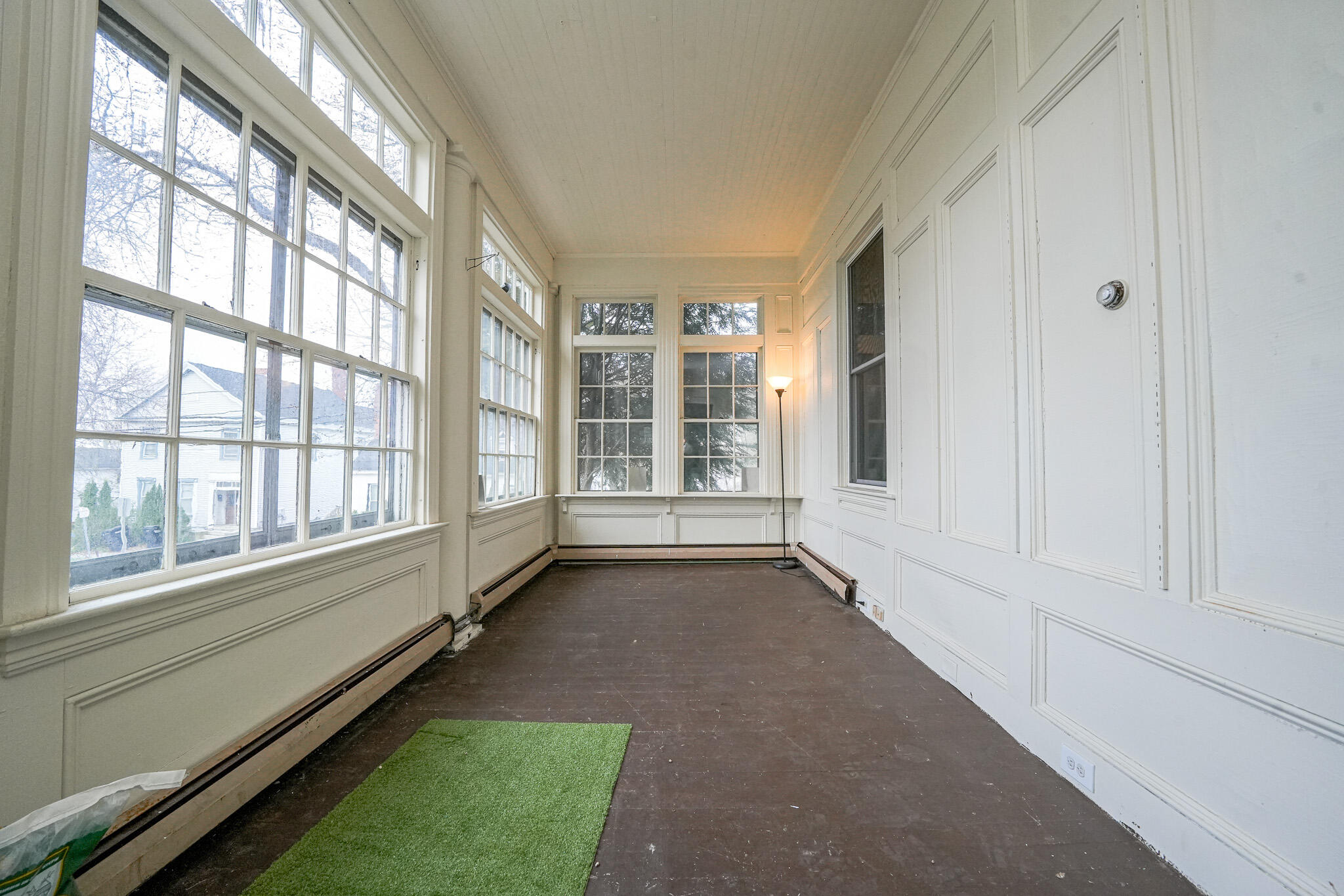 115 Essex Street Property Photo 13