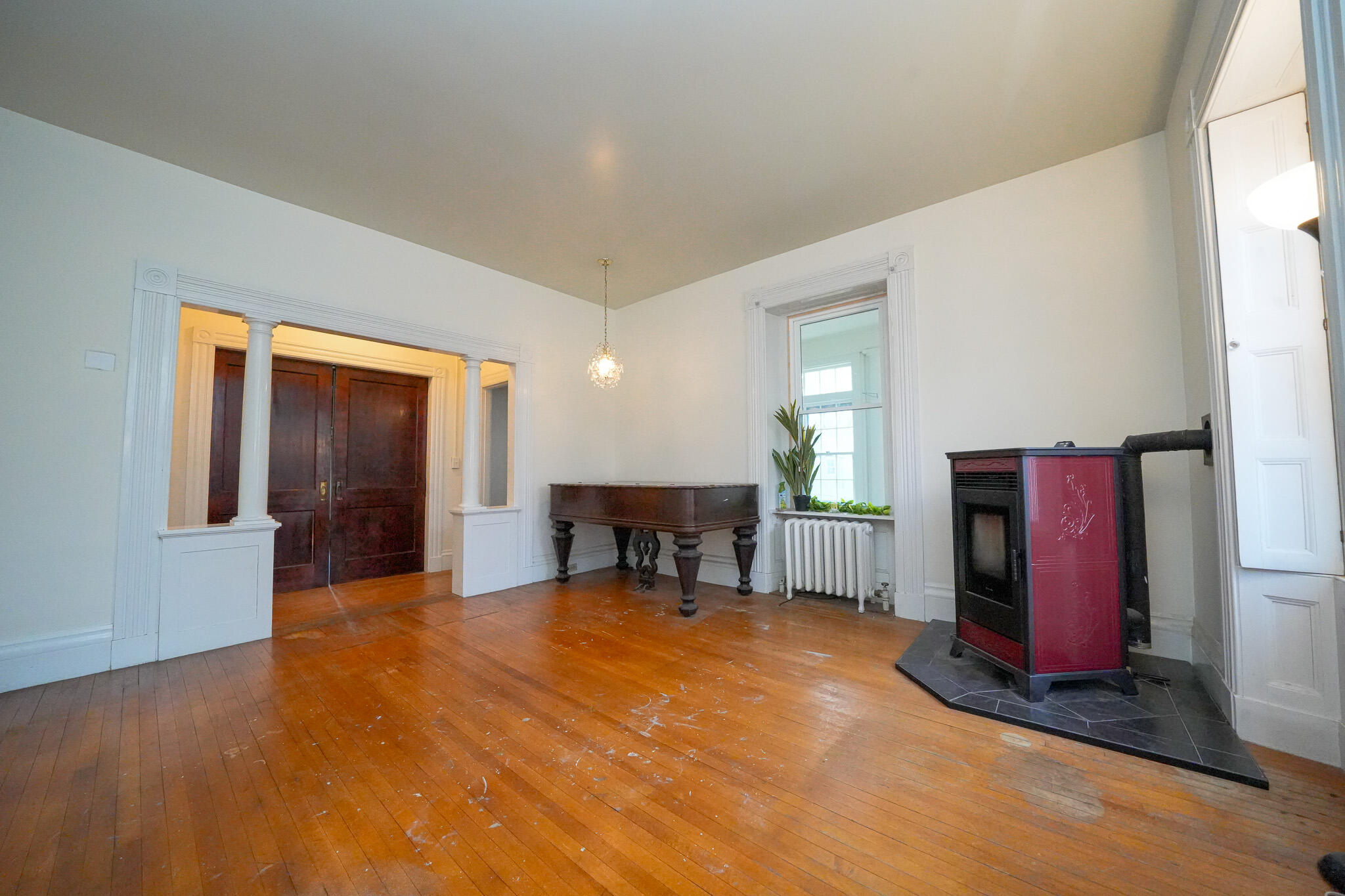 115 Essex Street Property Photo 16
