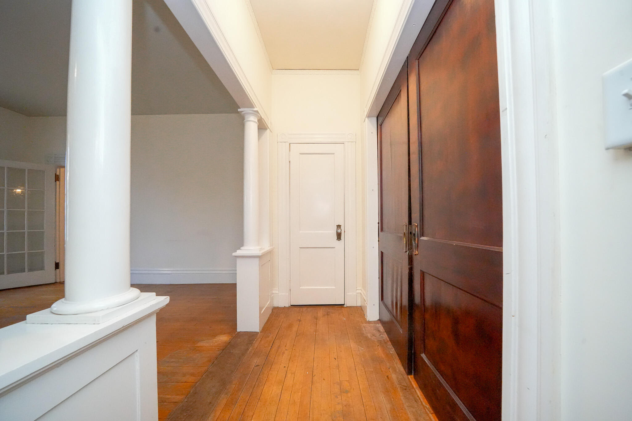 115 Essex Street Property Photo 17
