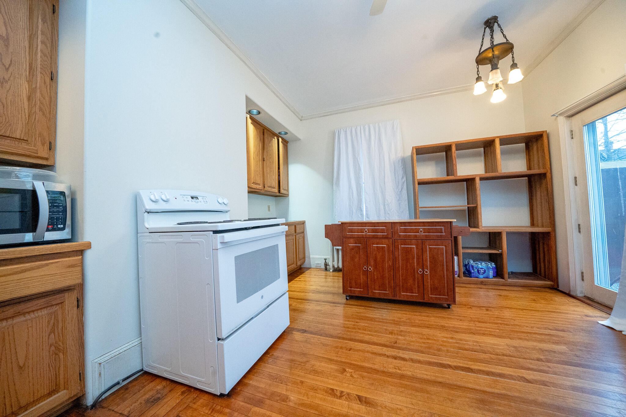 115 Essex Street Property Photo 24