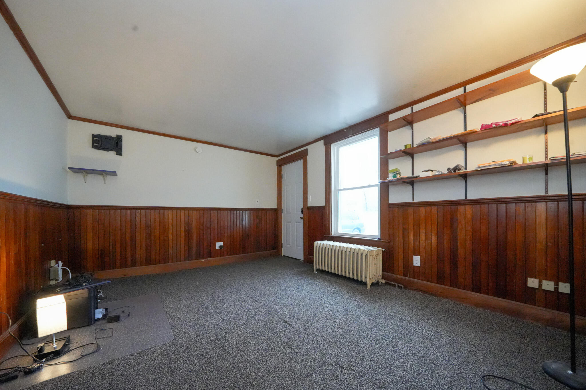 115 Essex Street Property Photo 32