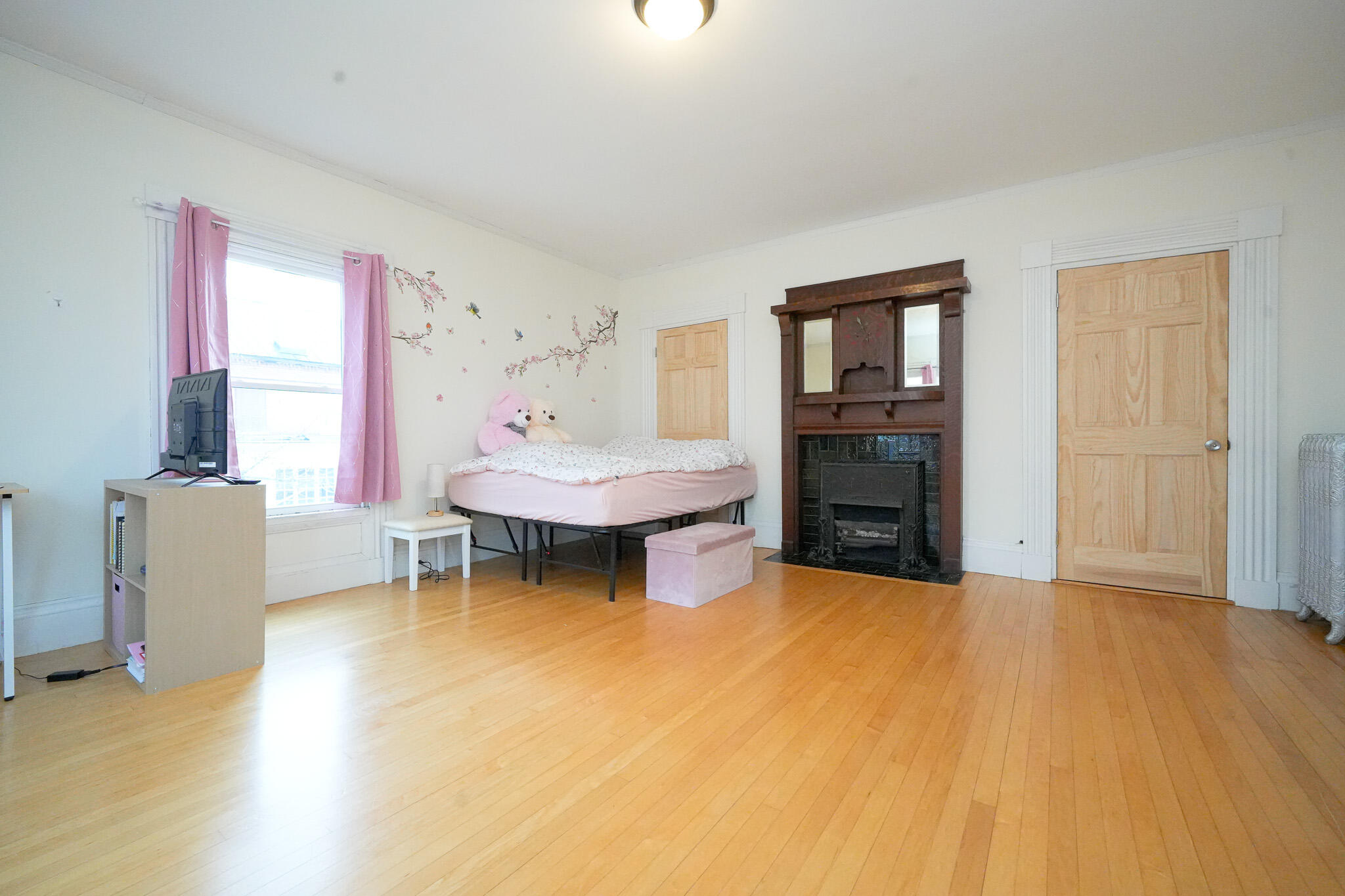 115 Essex Street Property Photo 33