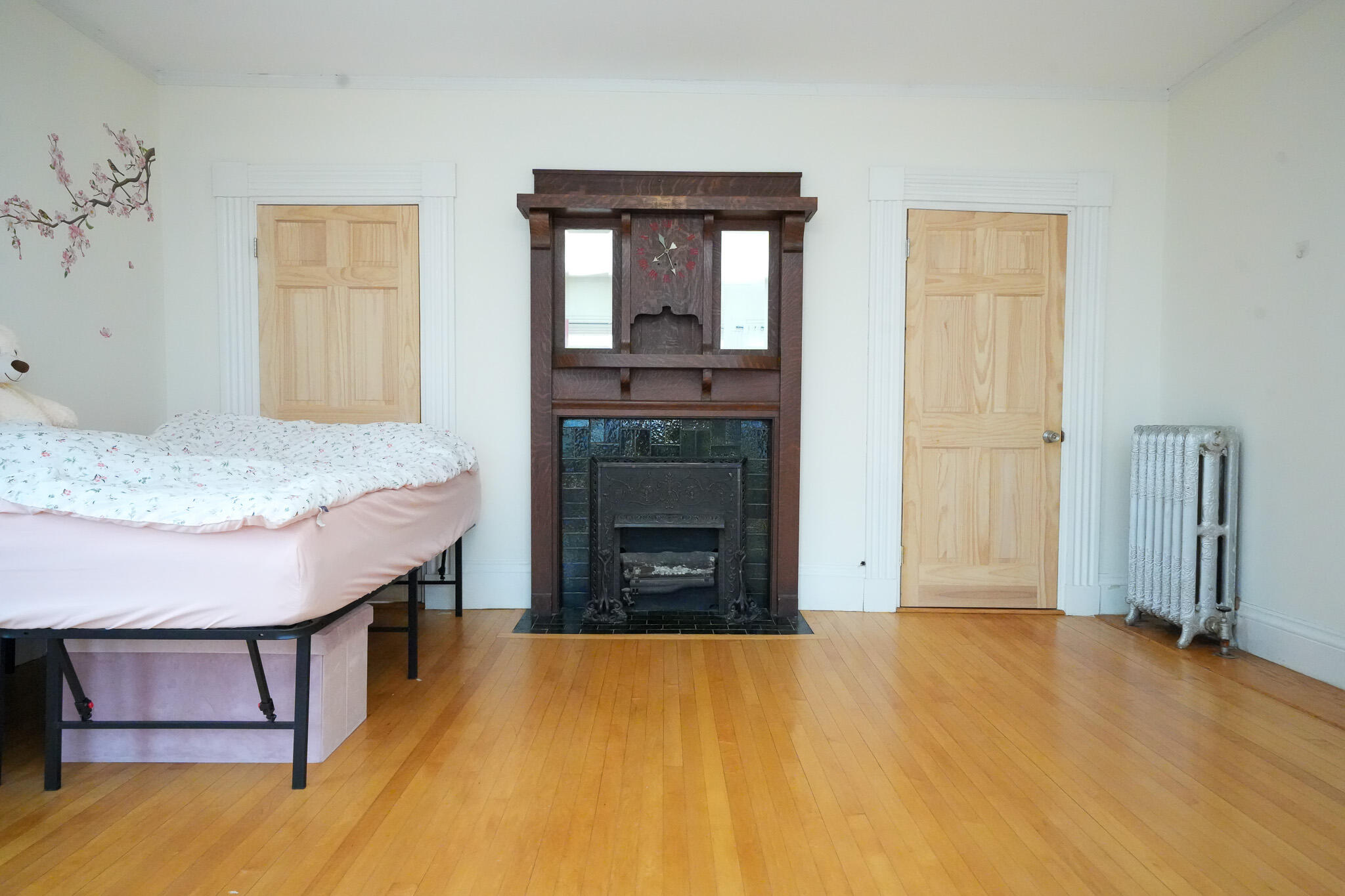 115 Essex Street Property Photo 35