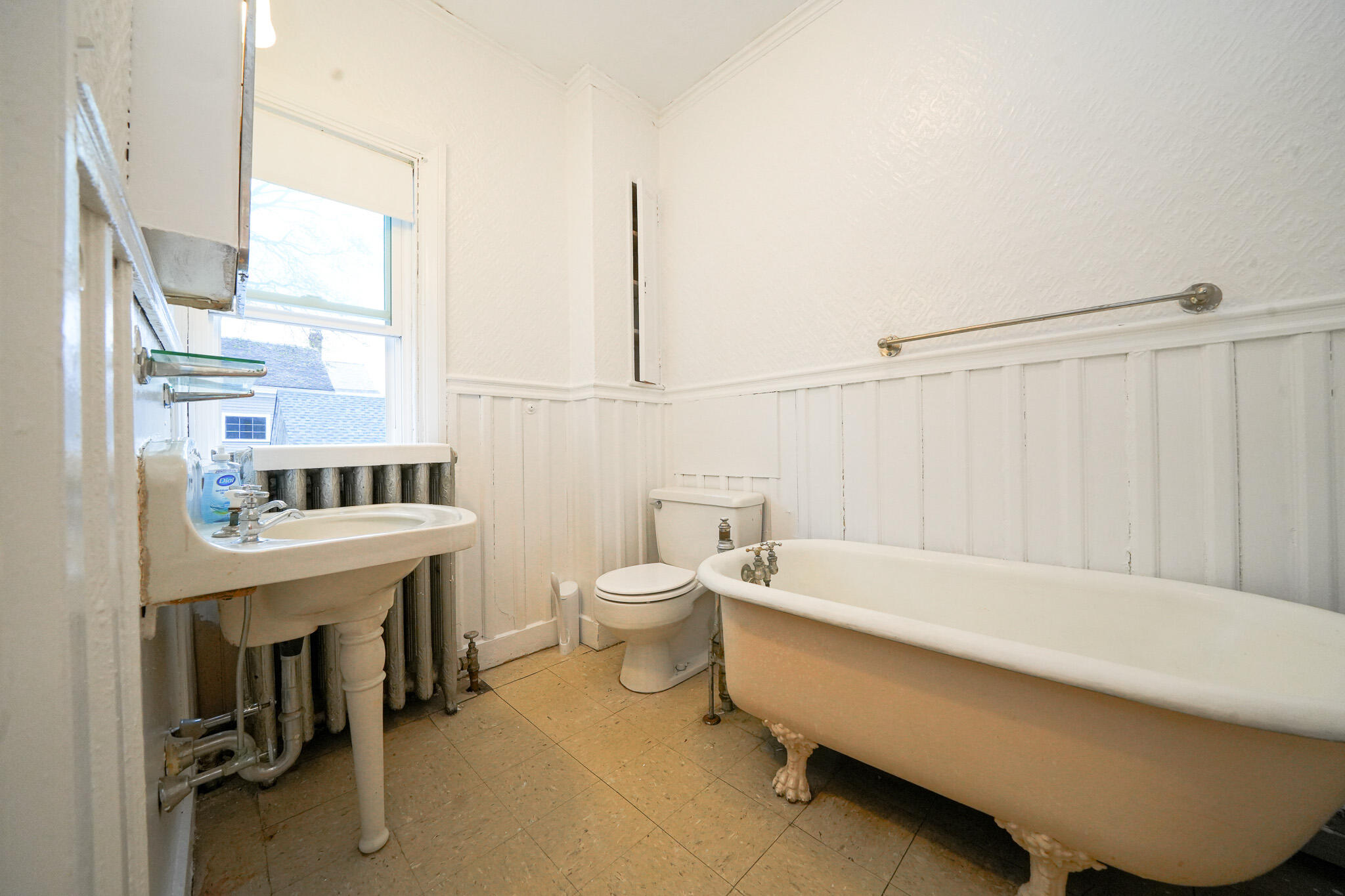 115 Essex Street Property Photo 39