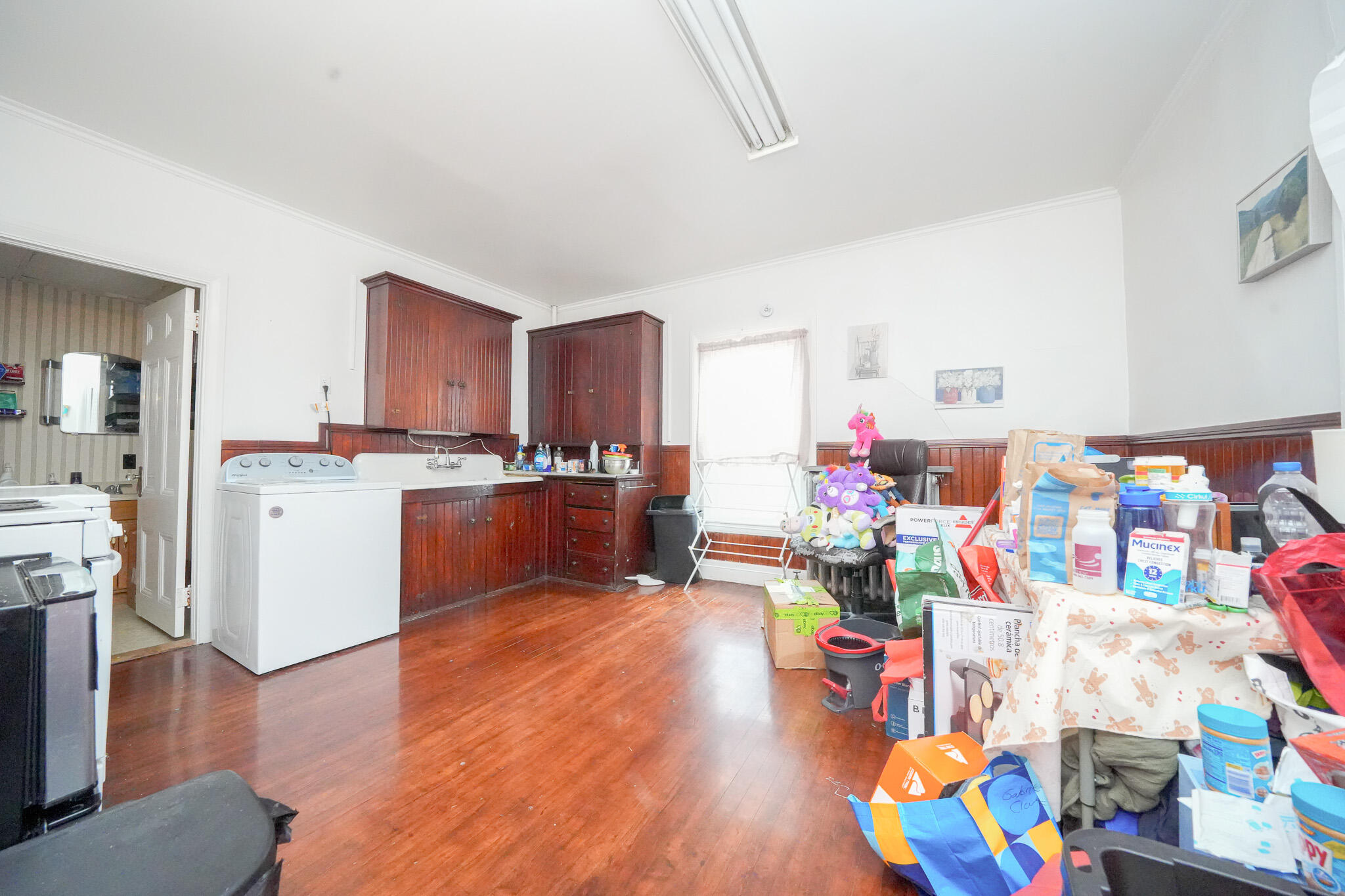 115 Essex Street Property Photo 44
